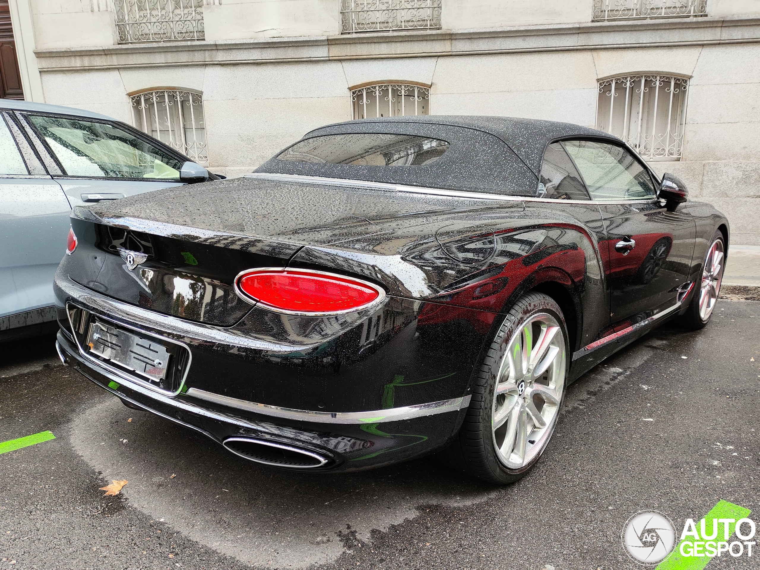 Bentley Continental GTC 2019