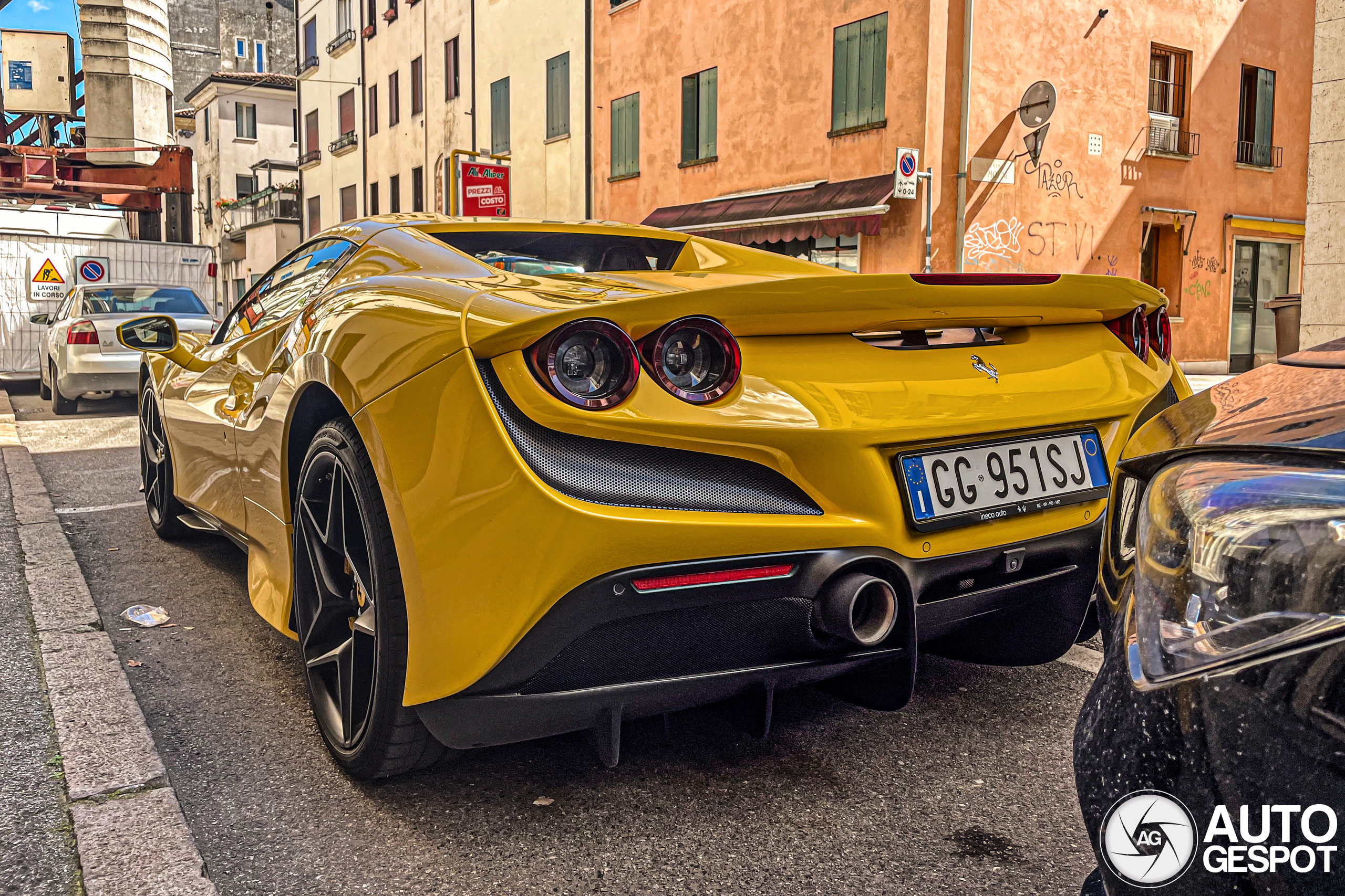 Ferrari F8 Spider