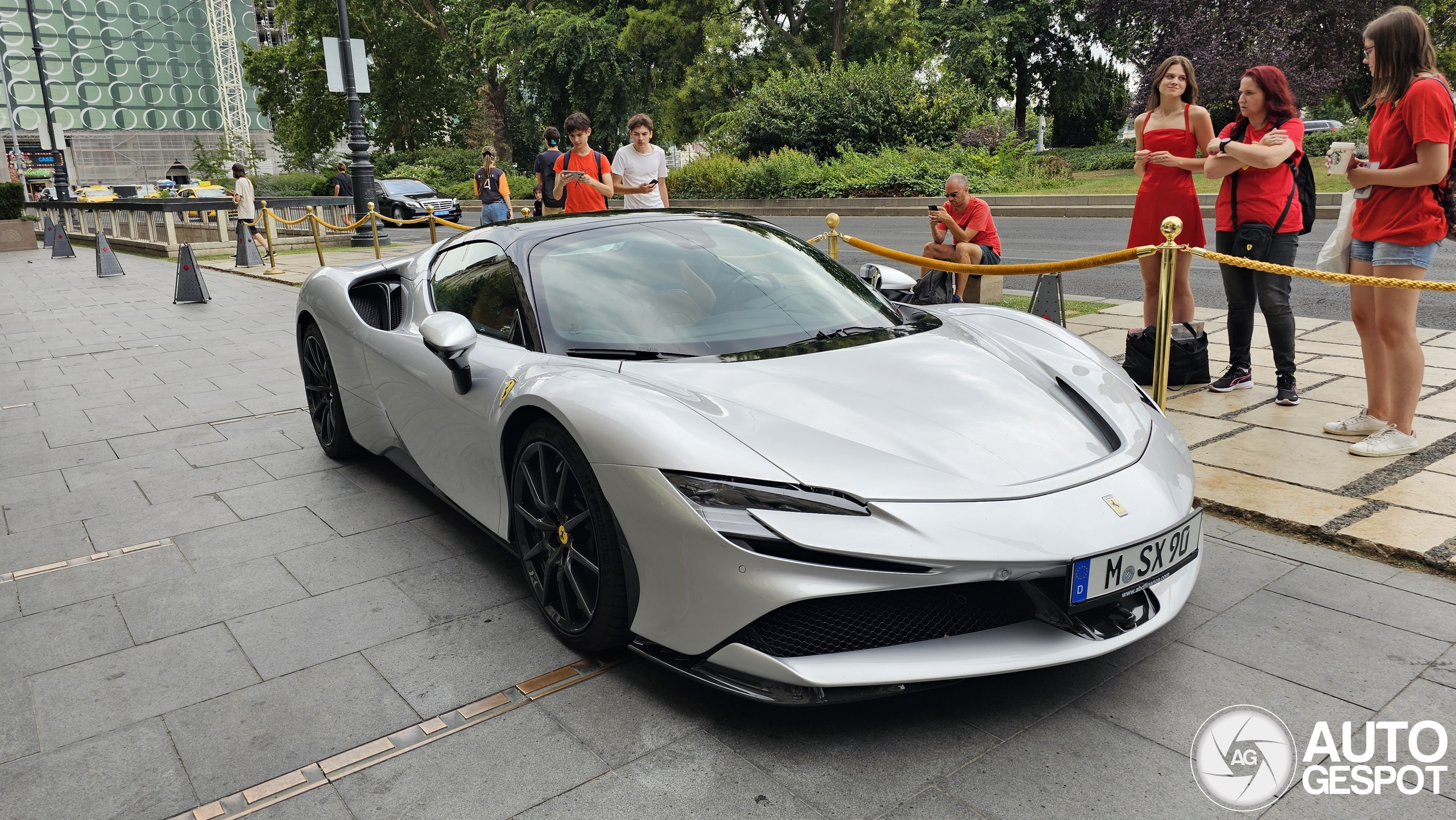 Ferrari SF90 Spider