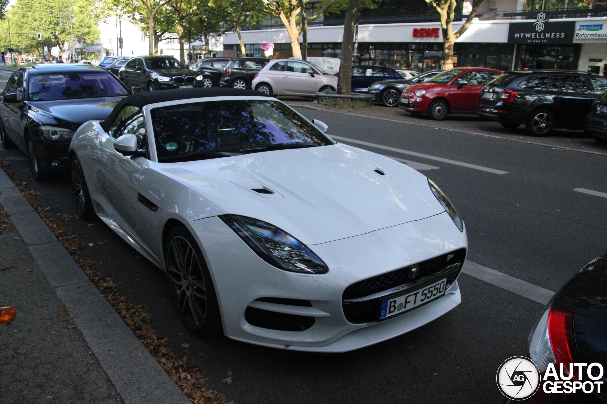 Jaguar F-TYPE R Convertible 2017