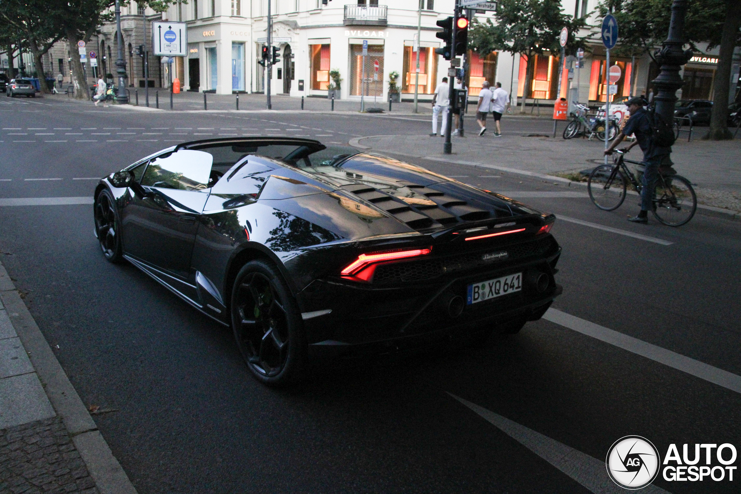 Lamborghini Huracán LP640-4 EVO Spyder