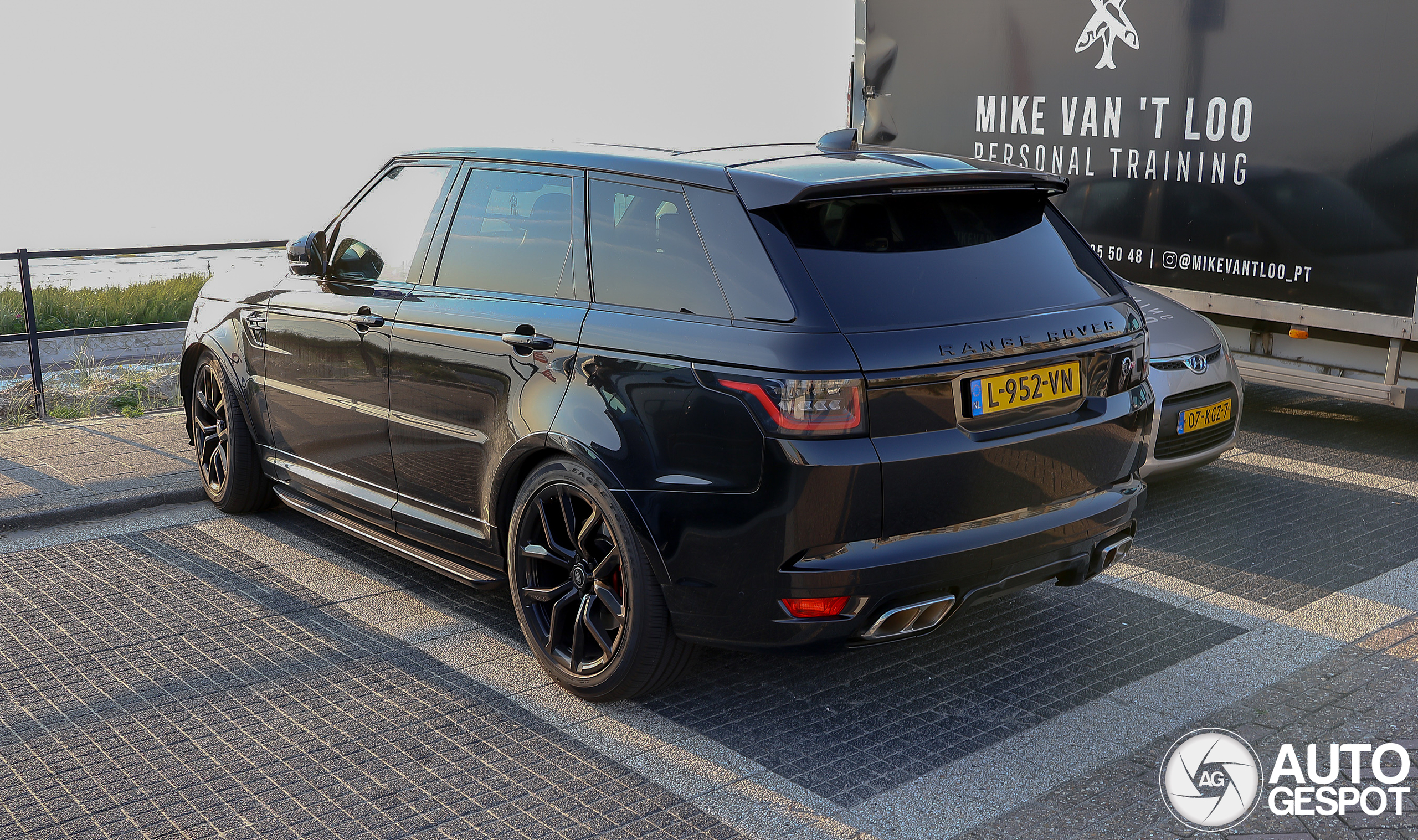 Land Rover Range Rover Sport SVR 2018