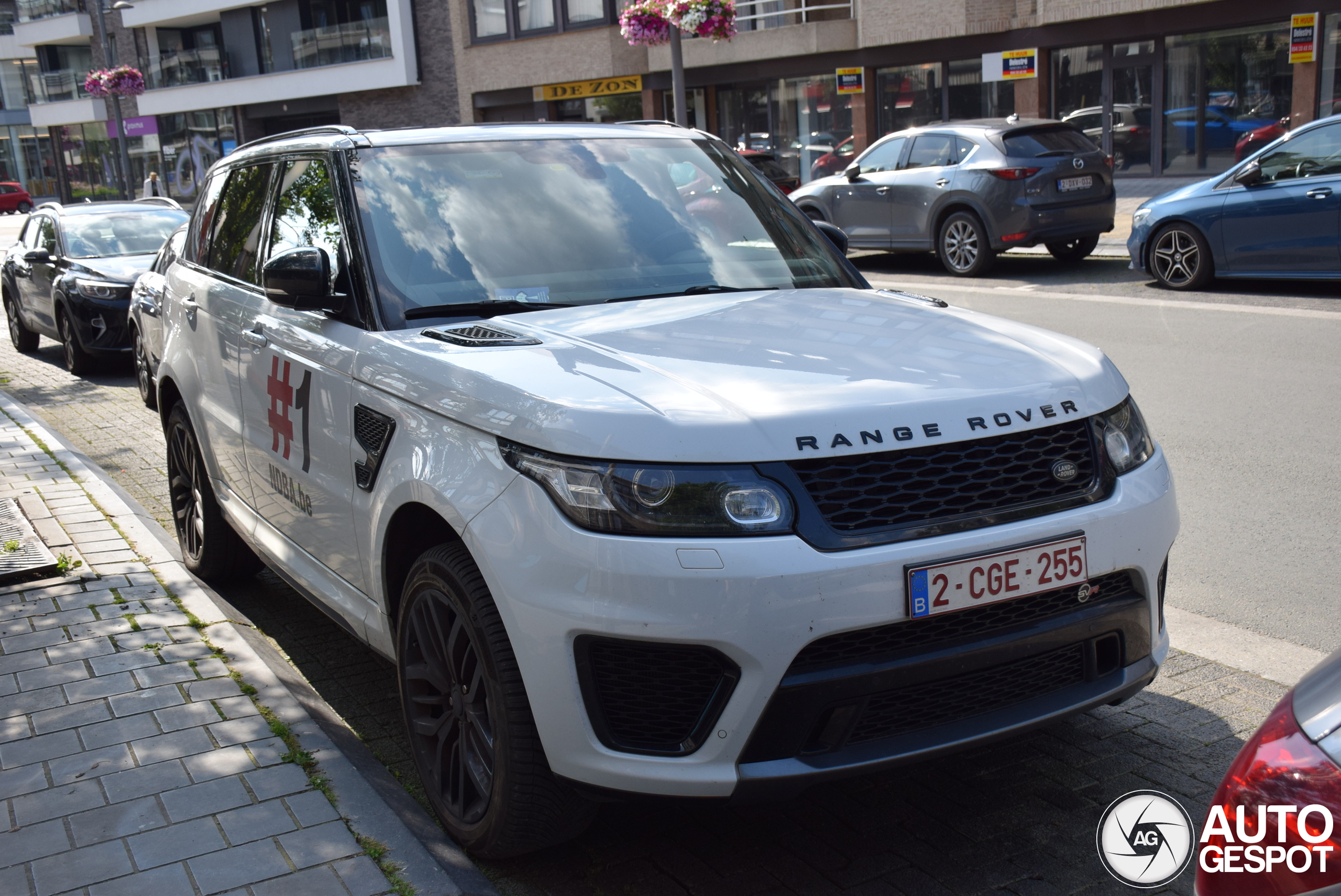 Land Rover Range Rover Sport SVR