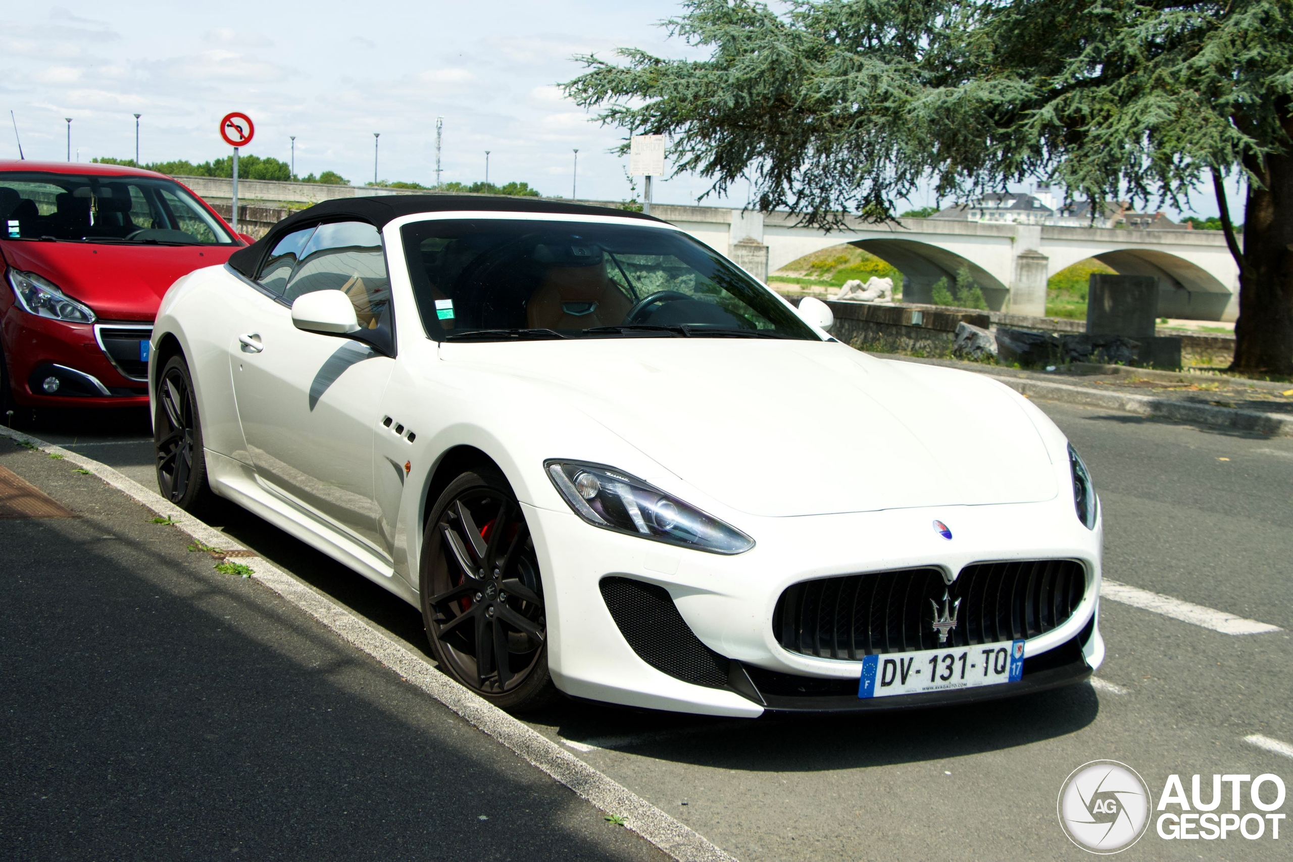 Maserati GranCabrio MC