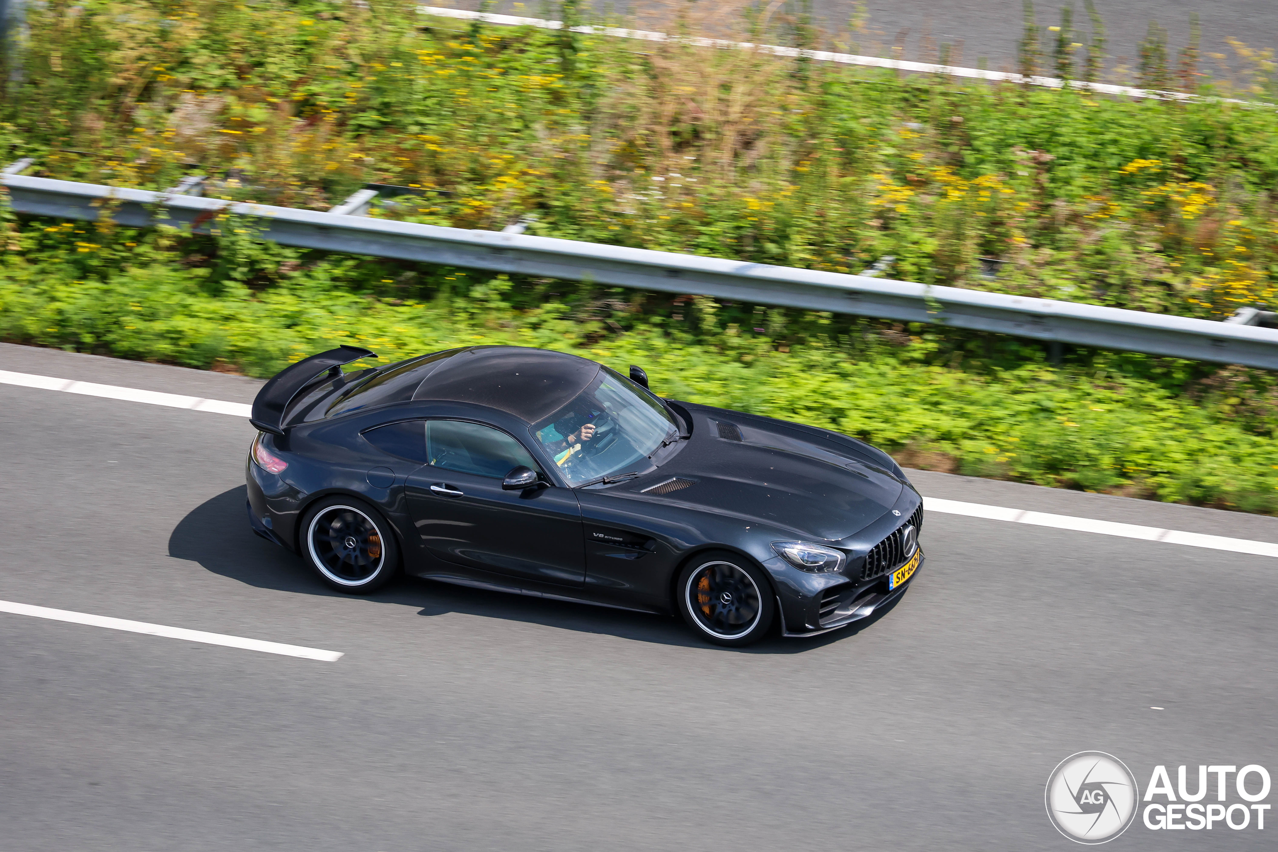 Mercedes-AMG GT R C190