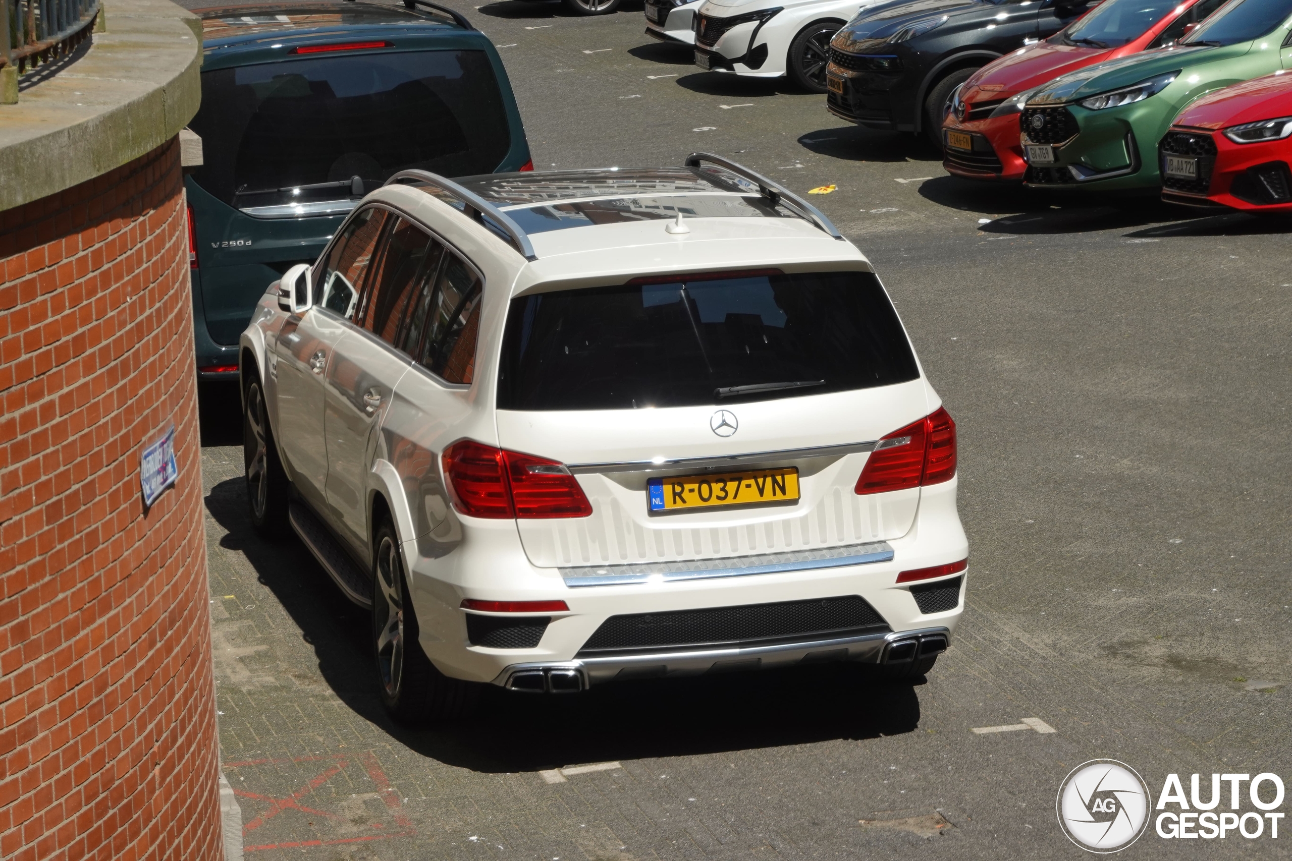 Mercedes-Benz GL 63 AMG X166