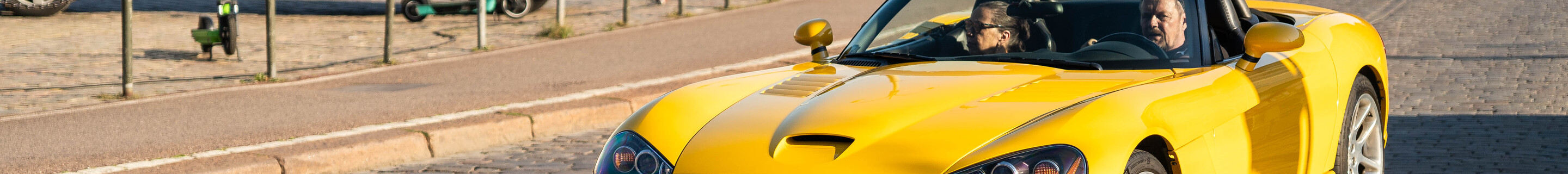 Dodge Viper SRT-10 Roadster 2003