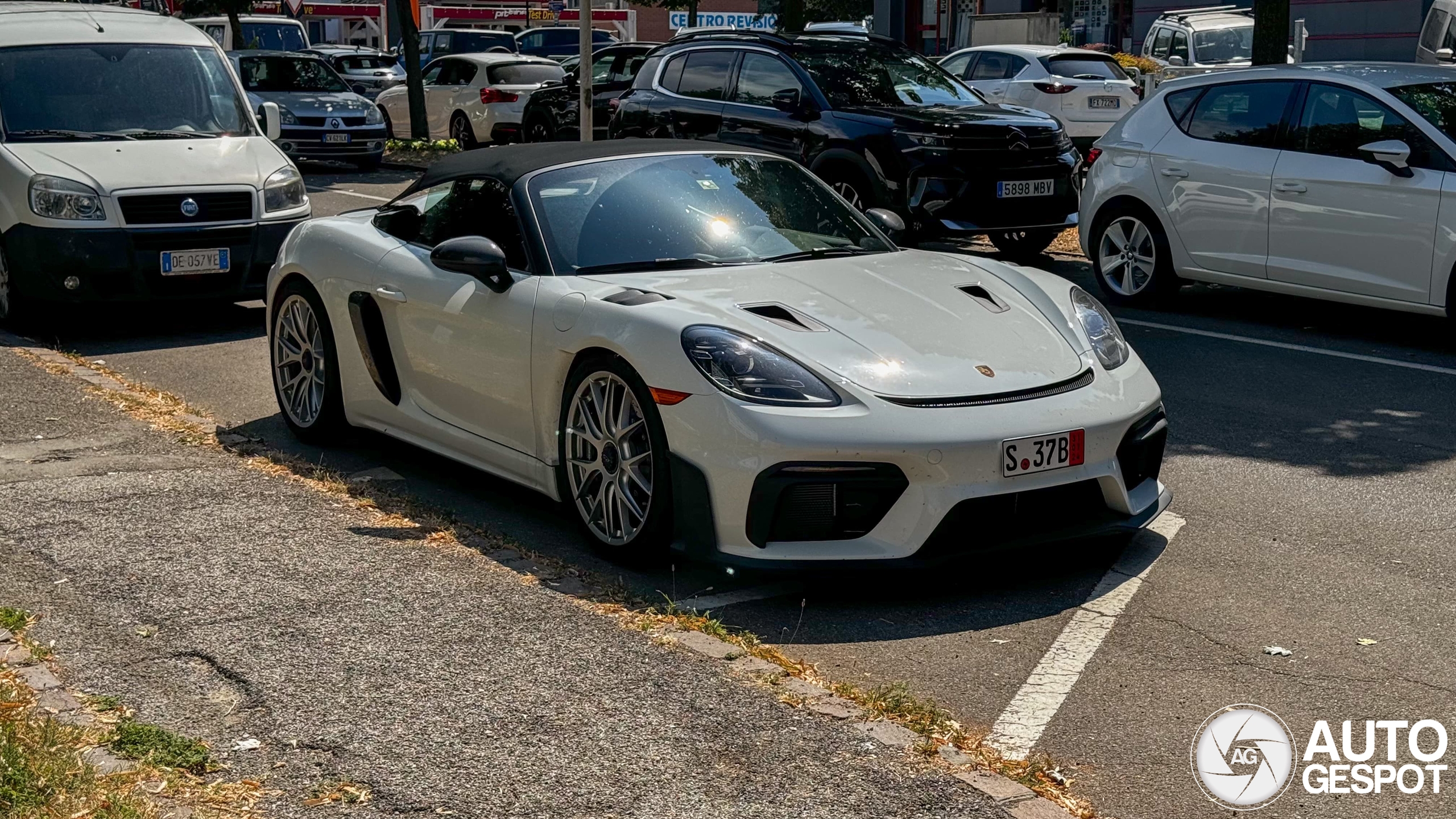 Porsche 718 Spyder RS