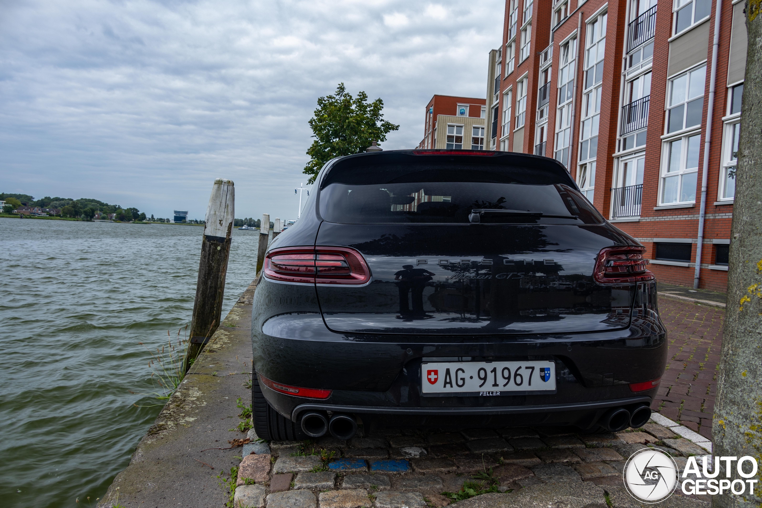 Porsche 95B Macan GTS