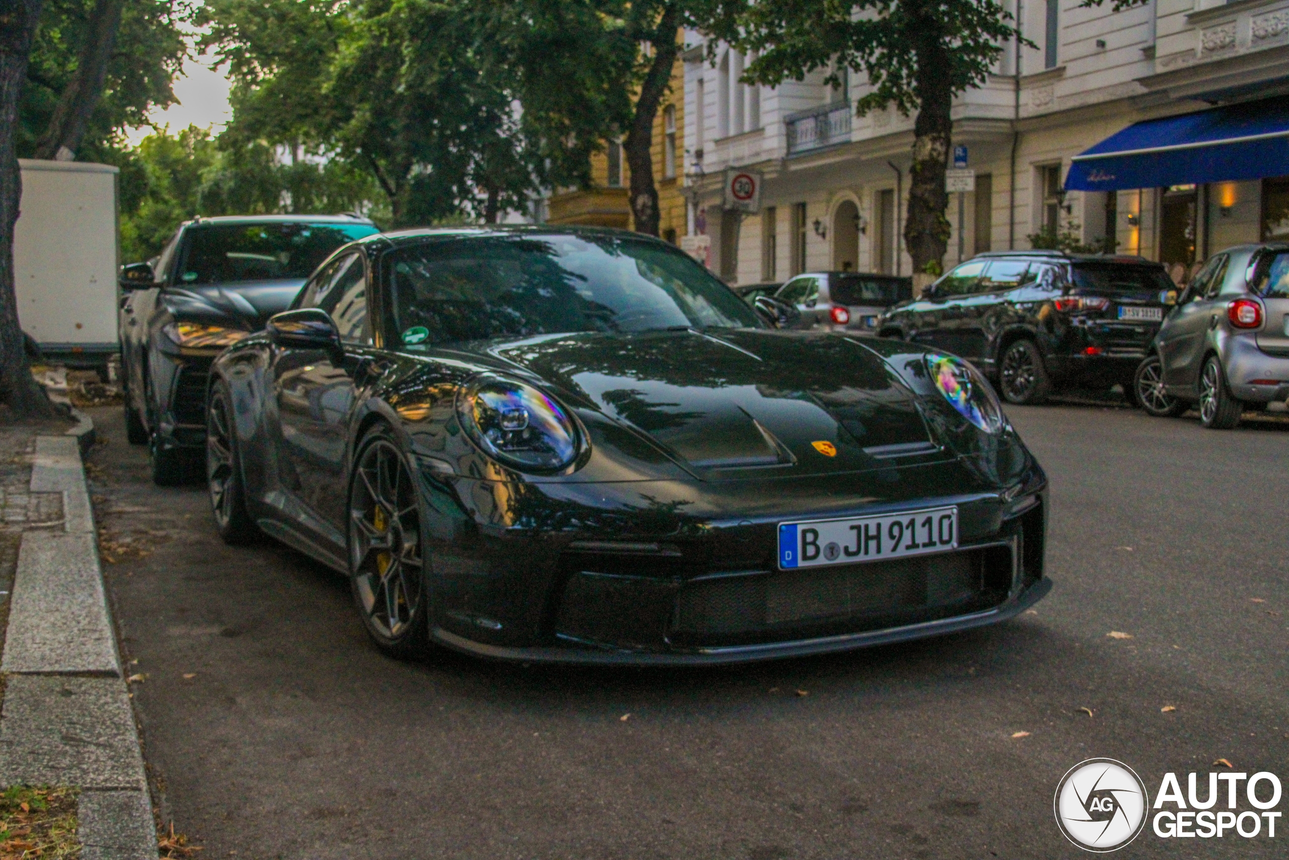 Porsche 992 GT3 Touring