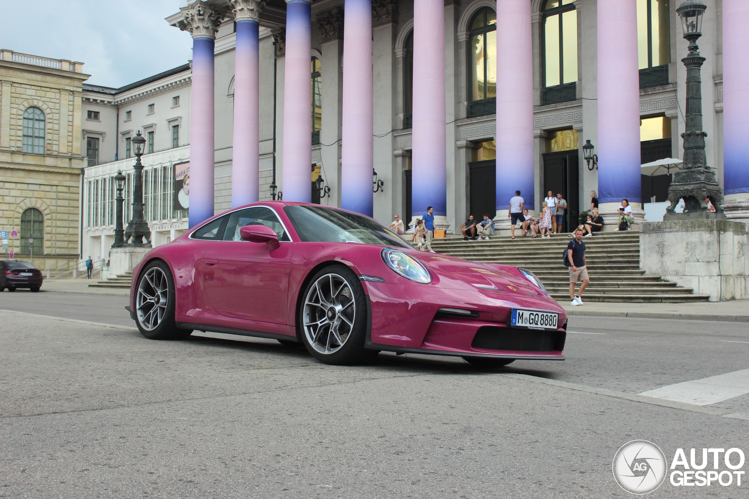 Porsche 992 GT3 Touring