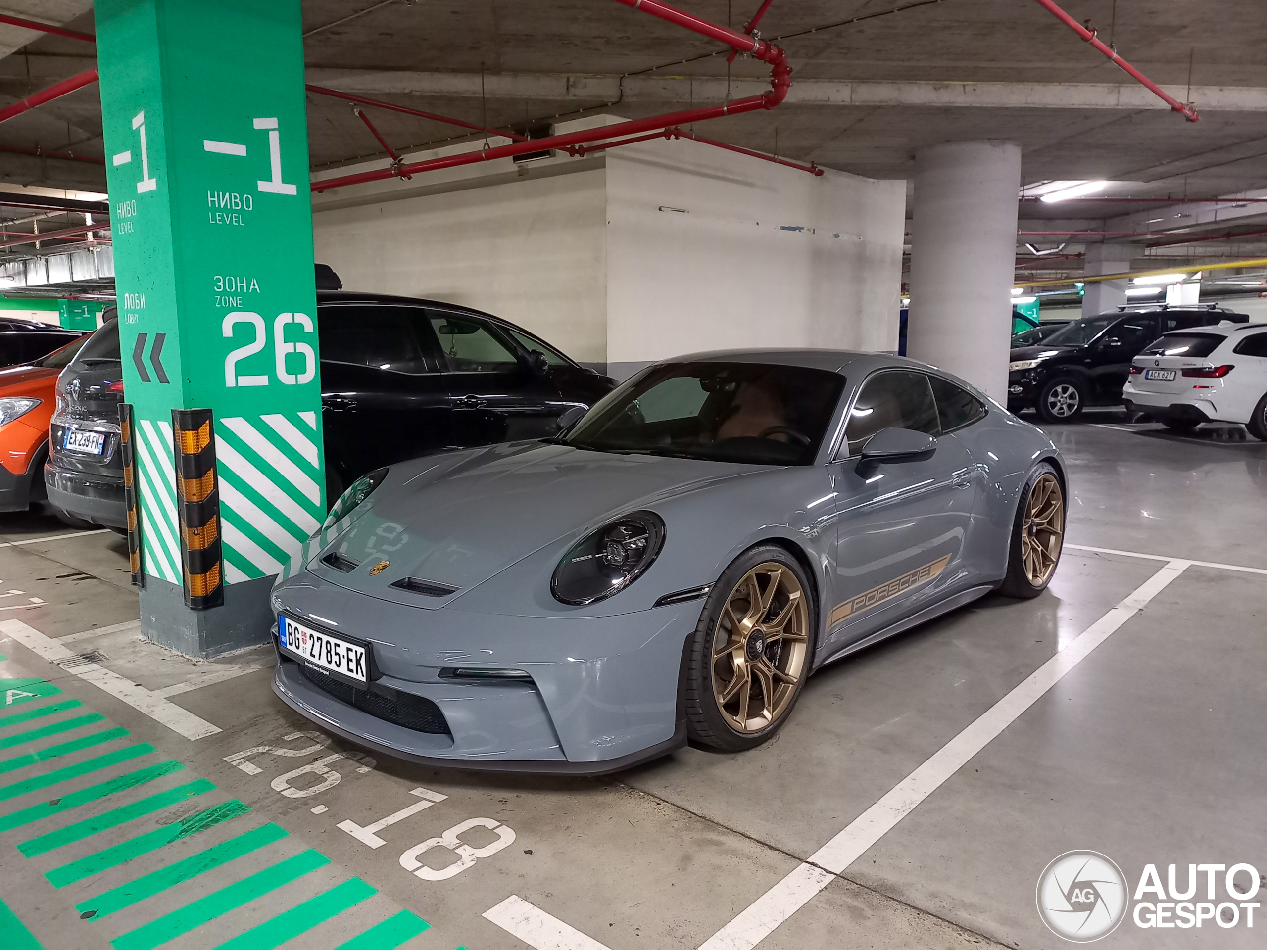 Porsche 992 GT3 Touring