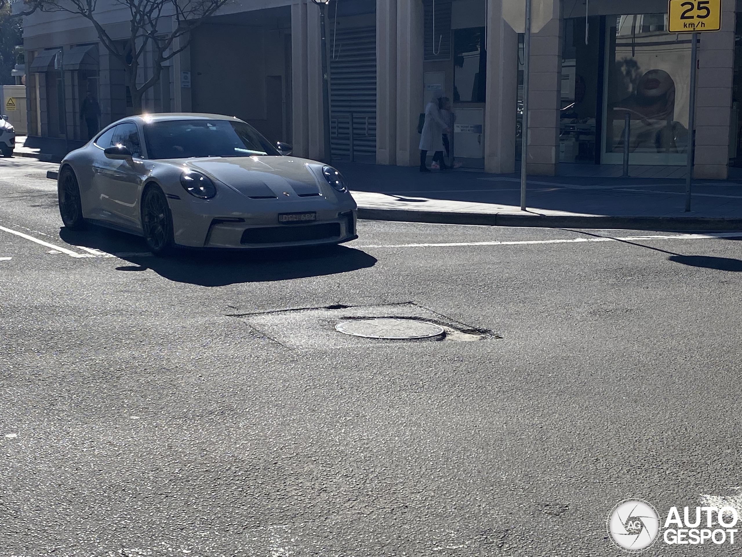 Porsche 992 GT3 Touring