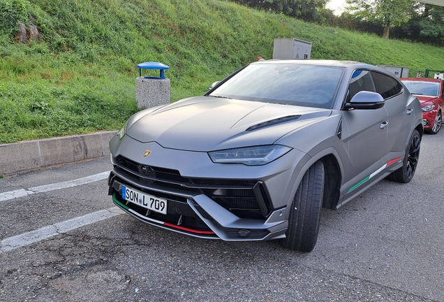 Lamborghini Urus S