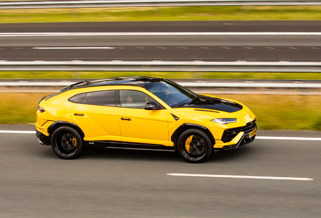 Lamborghini Urus S