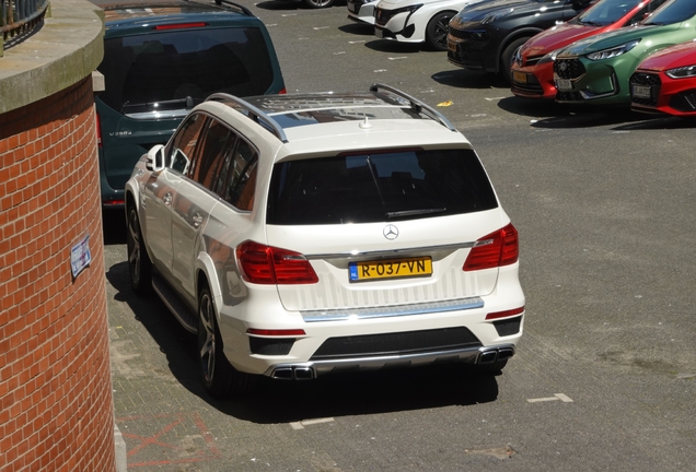 Mercedes-Benz GL 63 AMG X166