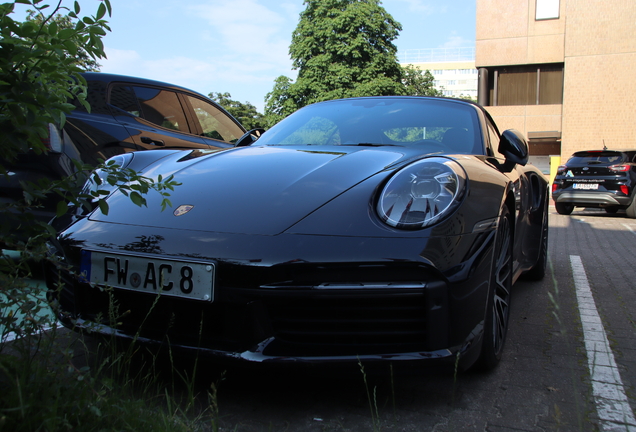 Porsche 992 Turbo Cabriolet