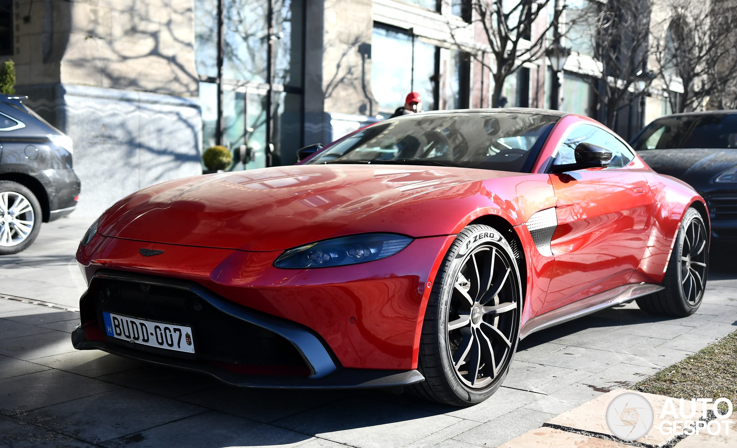 Aston Martin V8 Vantage 2018