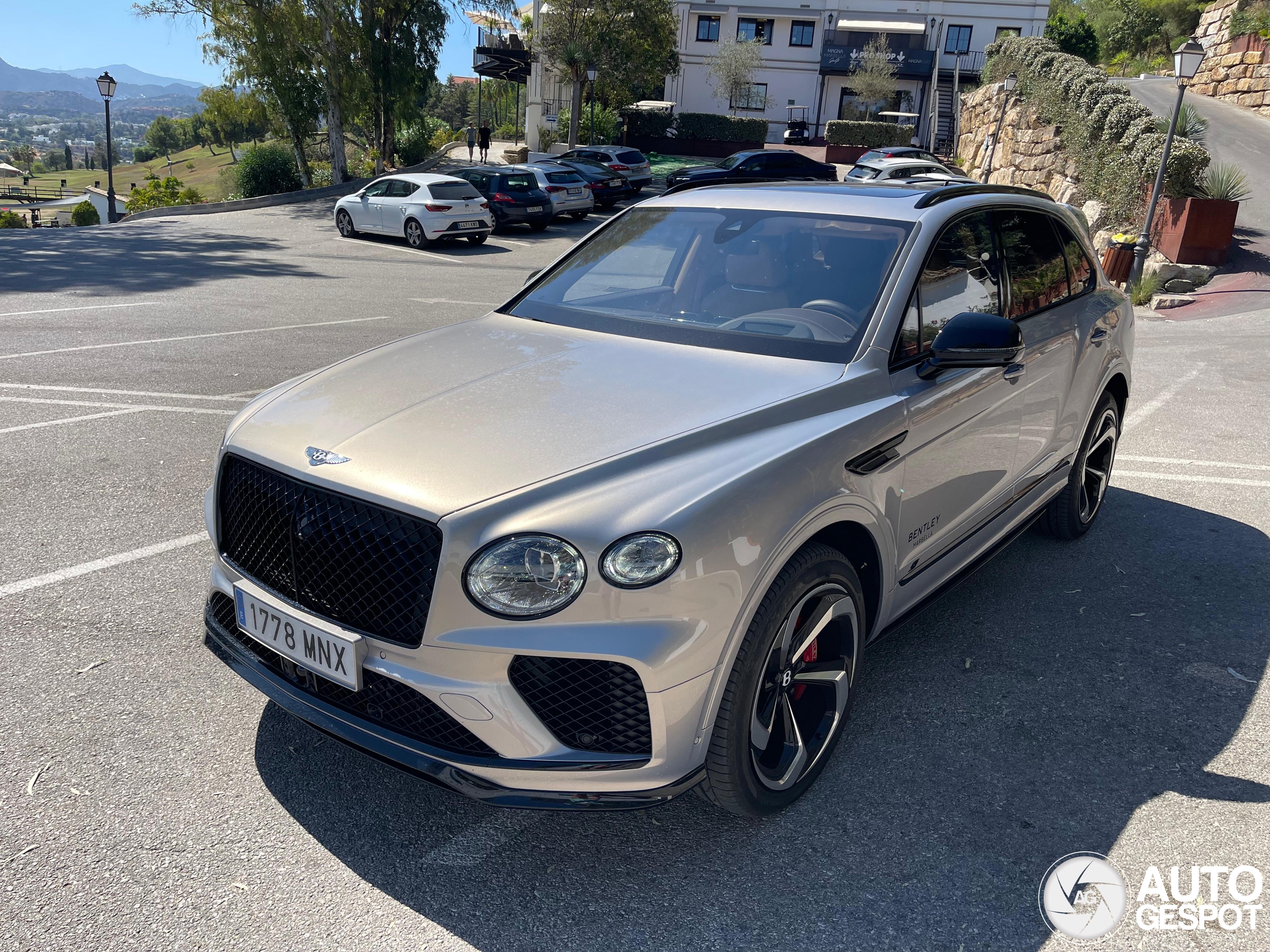 Bentley Bentayga V8 S 2022