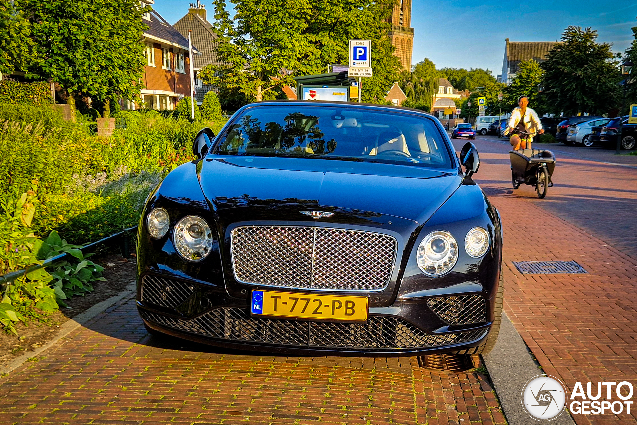 Bentley Continental GTC V8 2016