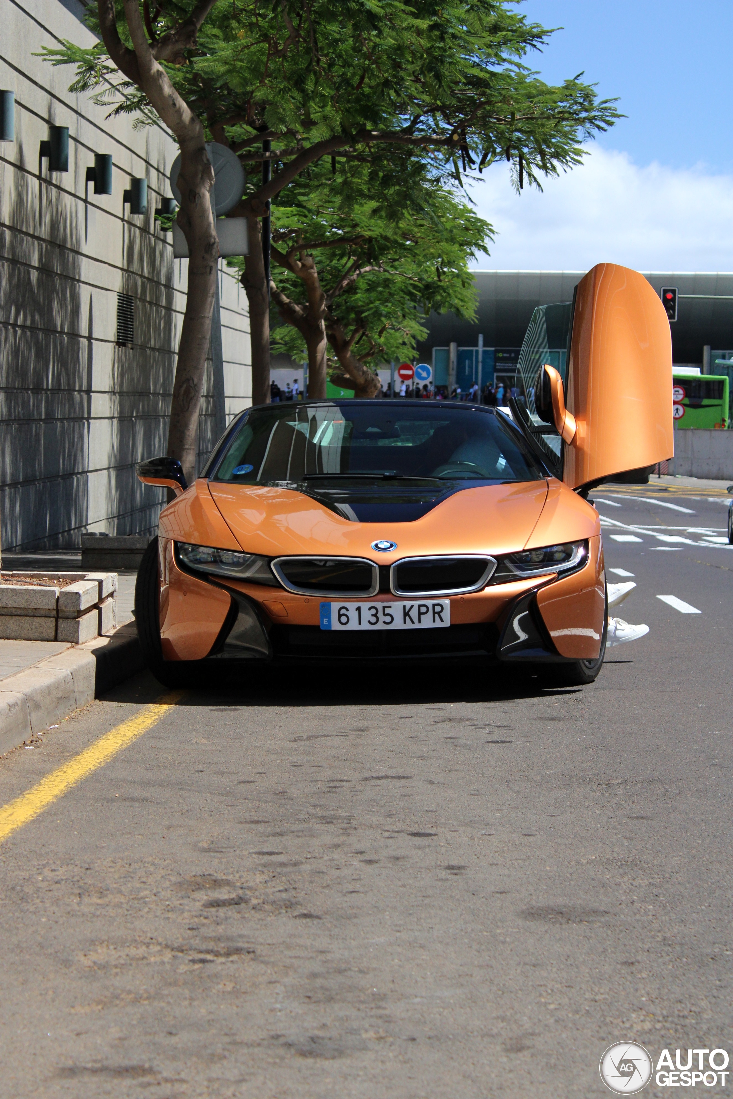 BMW i8 Roadster First Edition