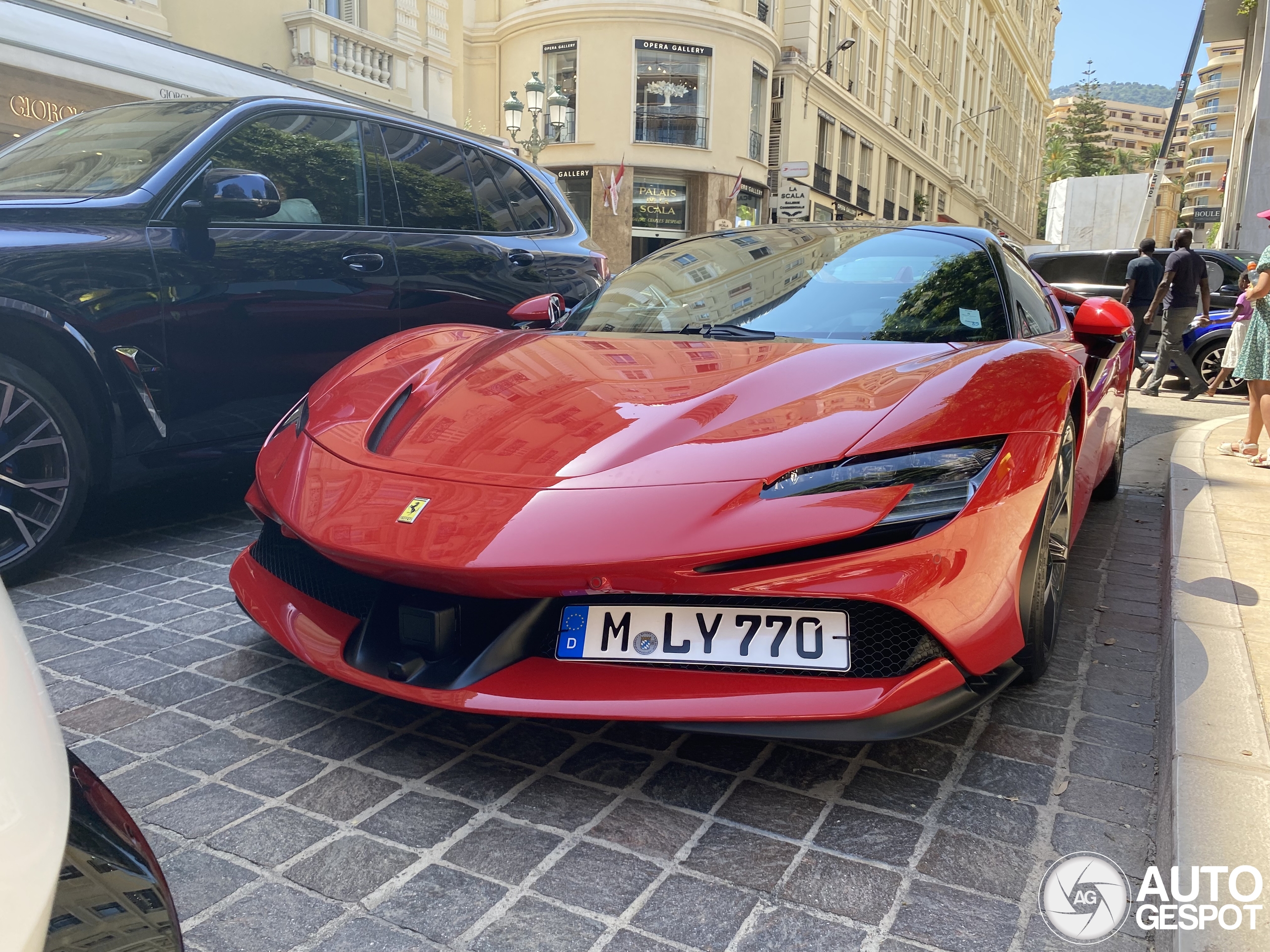 Ferrari SF90 Spider