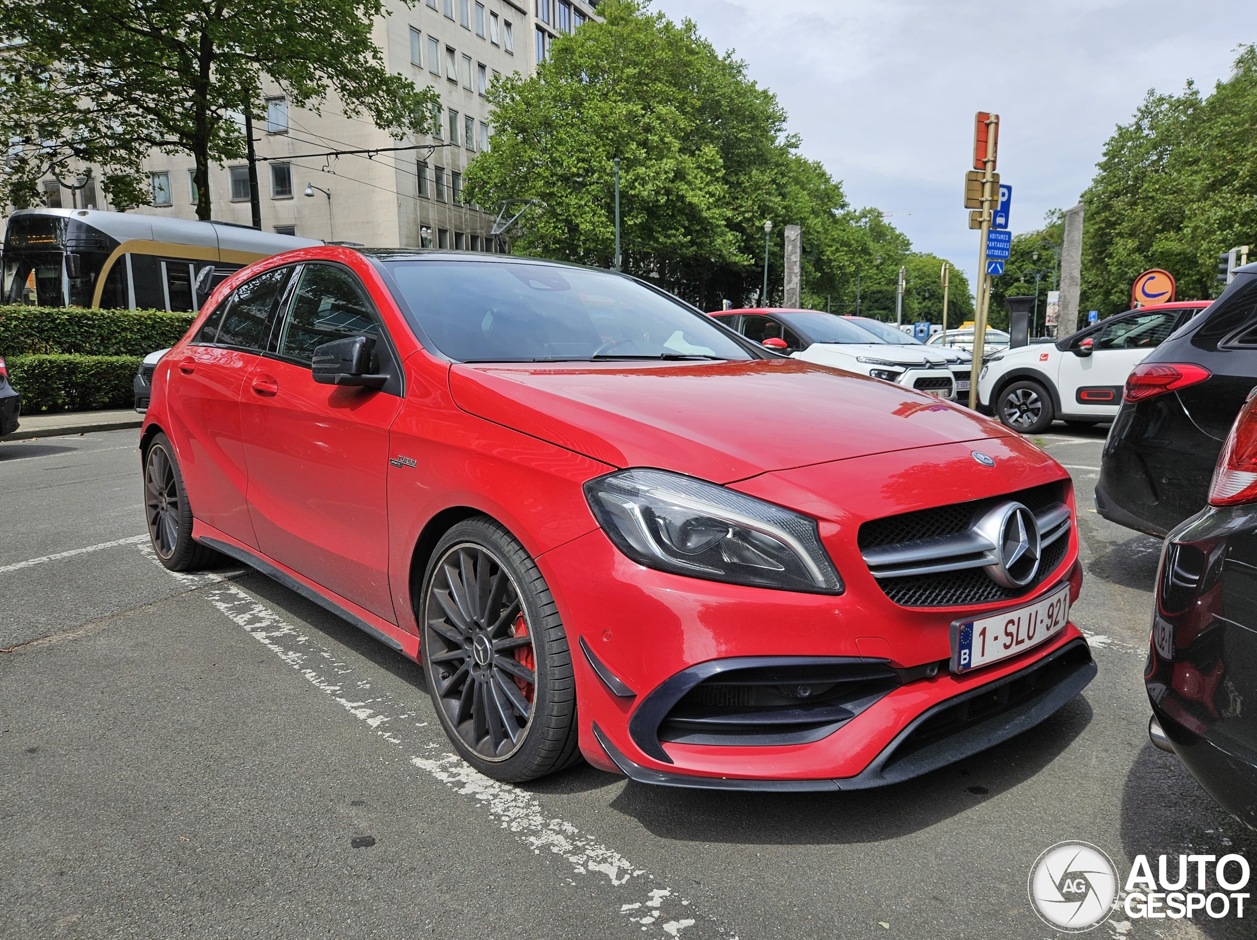 Mercedes-AMG A 45 W176 2015