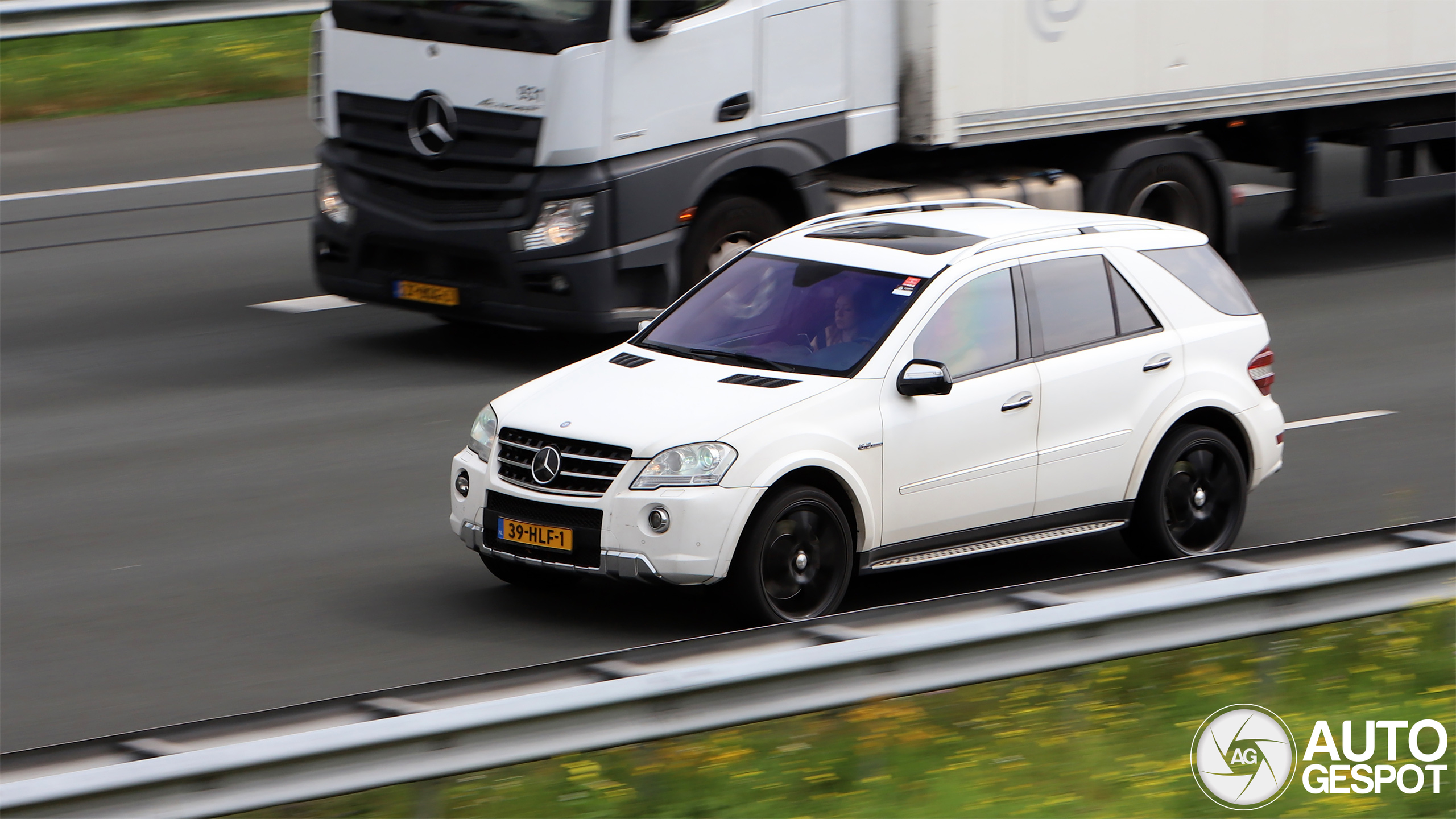 Mercedes-Benz ML 63 AMG W164 2009