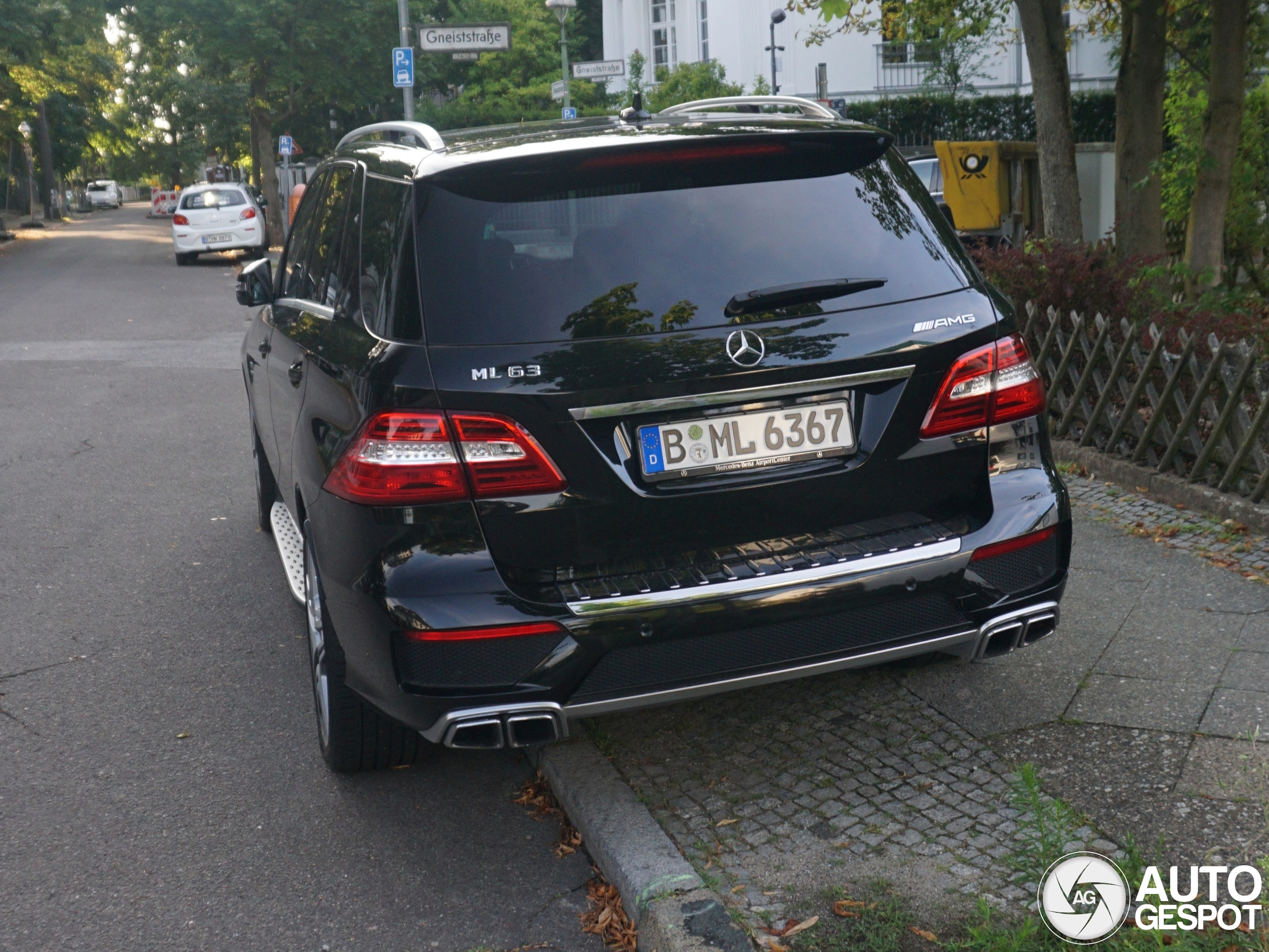 Mercedes-Benz ML 63 AMG W166