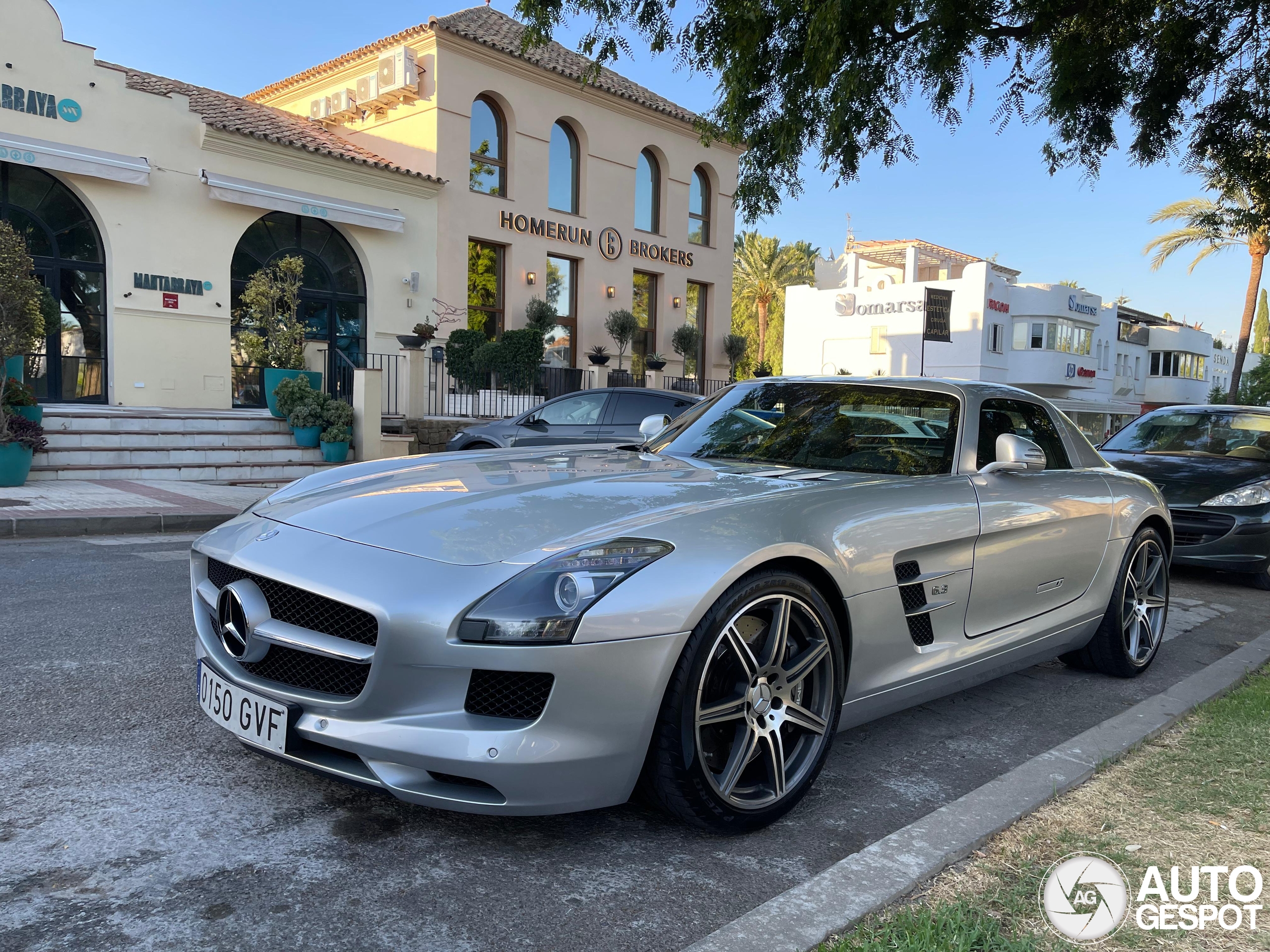 Mercedes-Benz SLS AMG