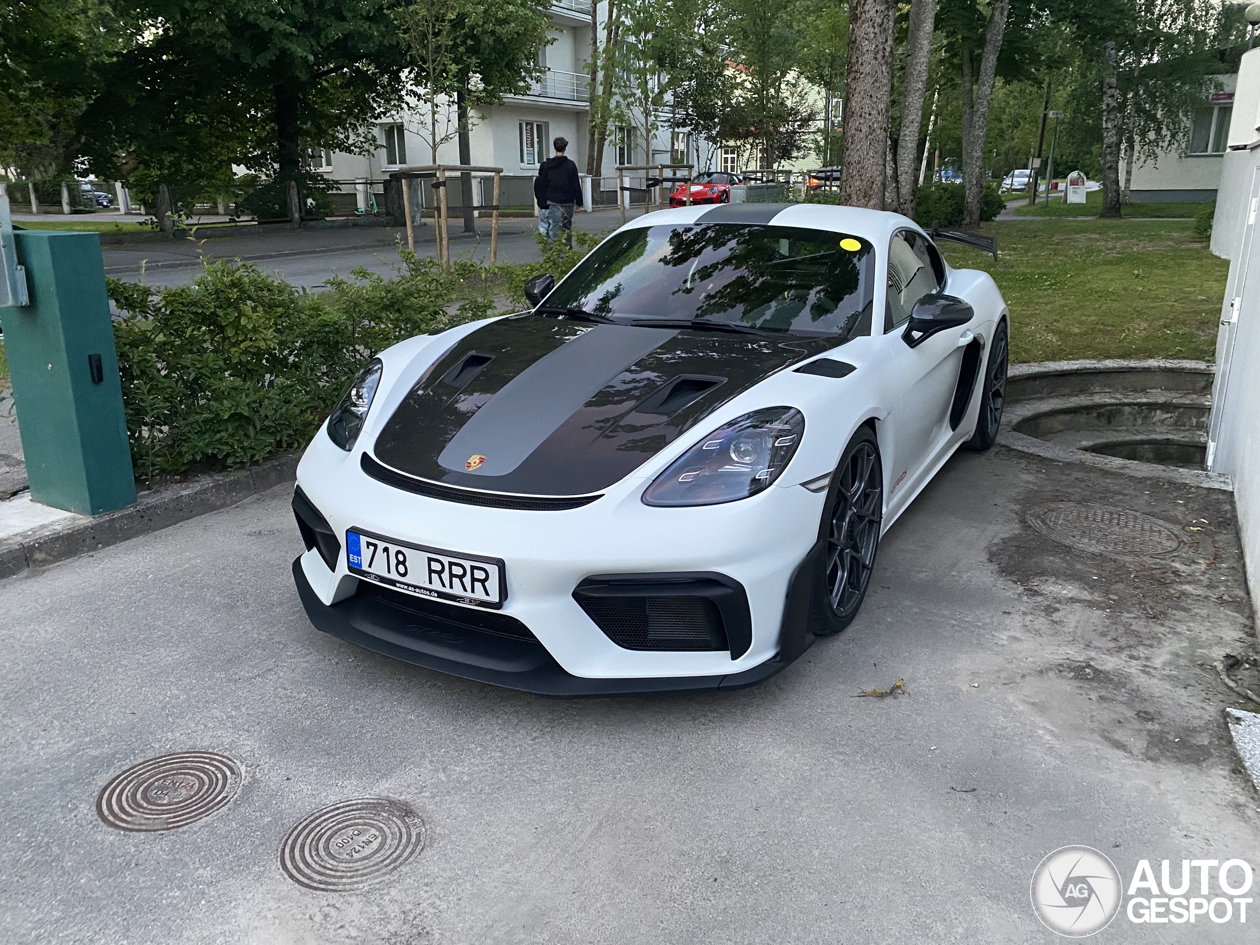 Porsche 718 Cayman GT4 RS Weissach Package