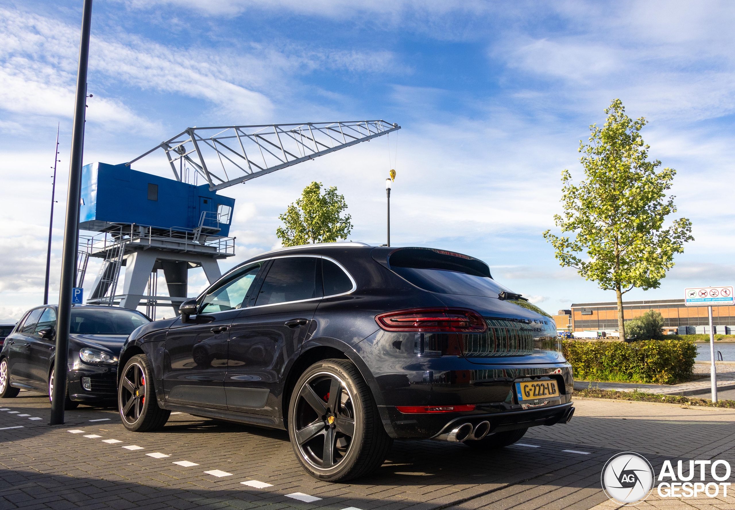 Porsche 95B Macan GTS