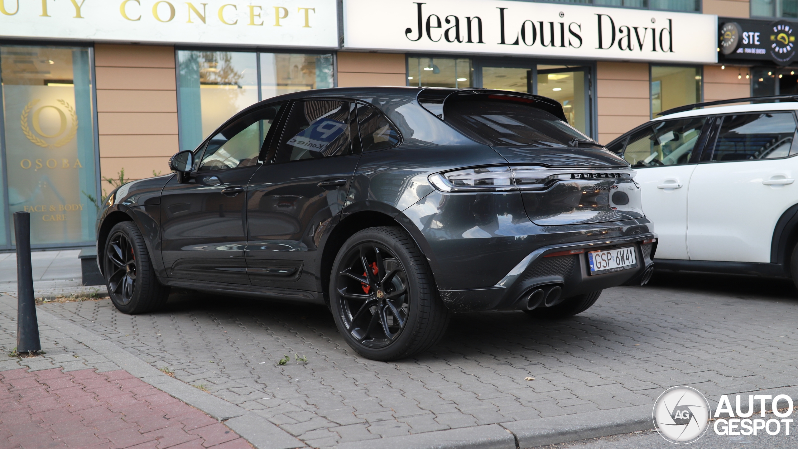 Porsche 95B Macan GTS MkIII