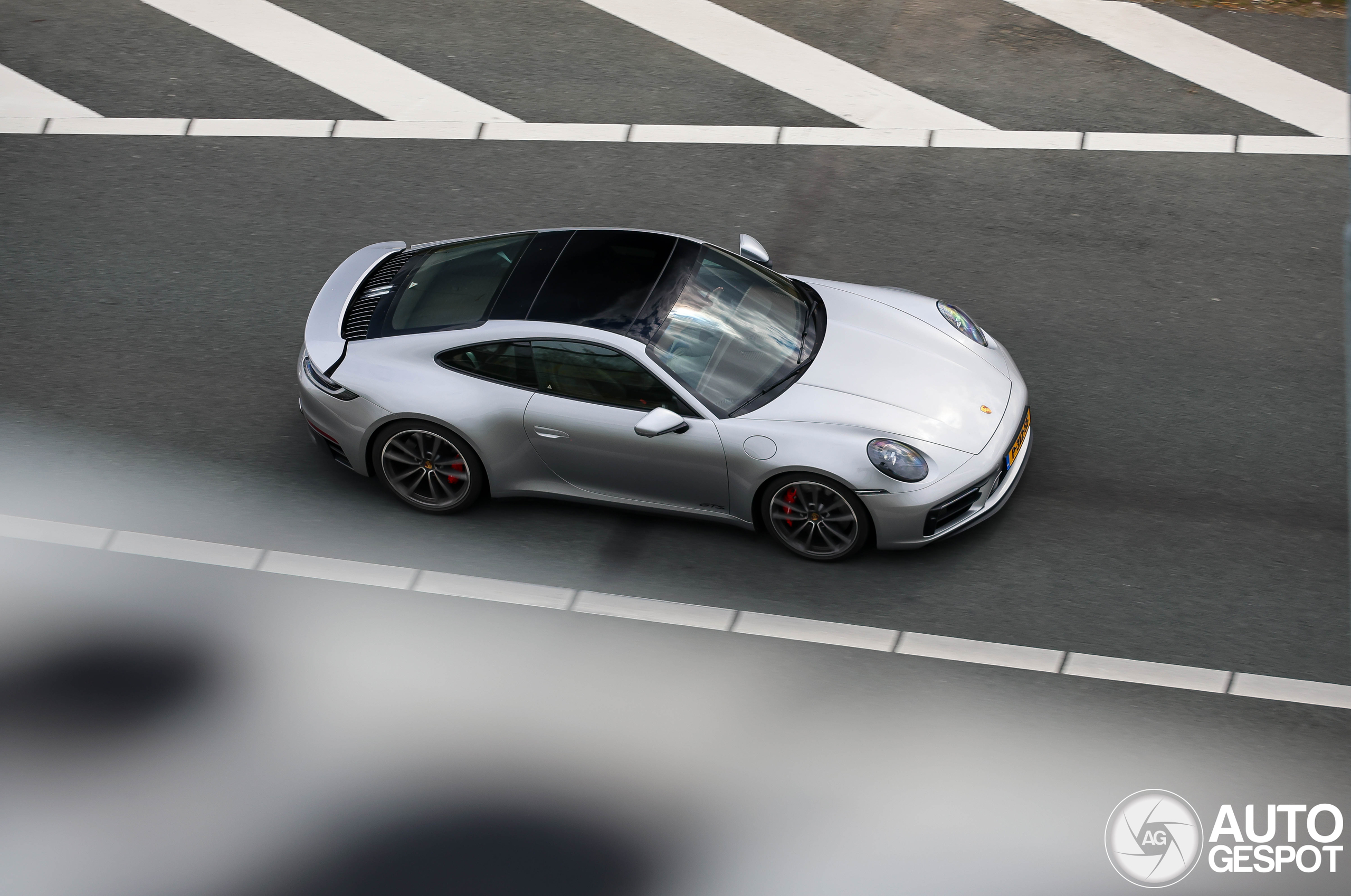 Porsche 992 Carrera GTS