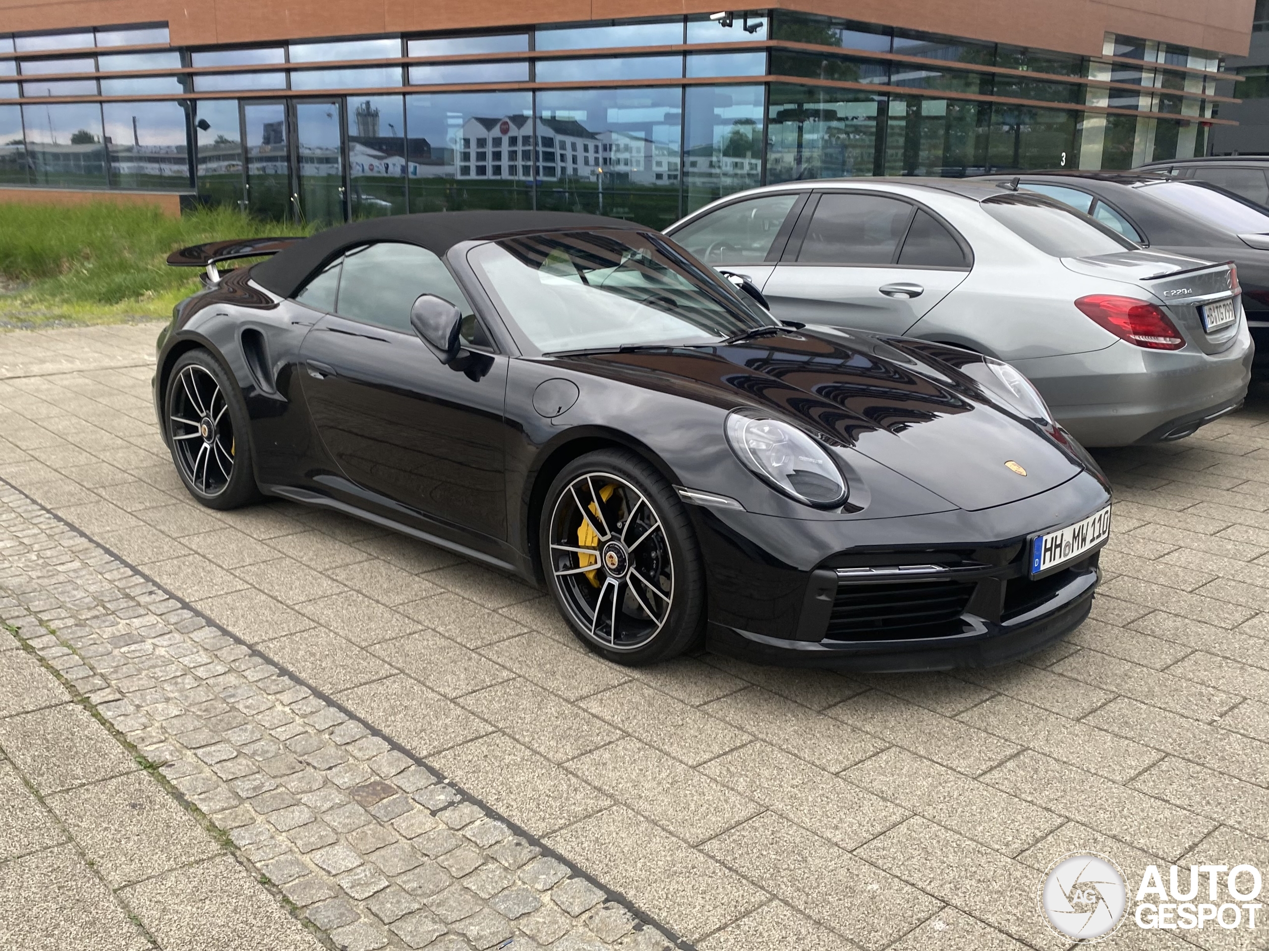 Porsche 992 Turbo S Cabriolet