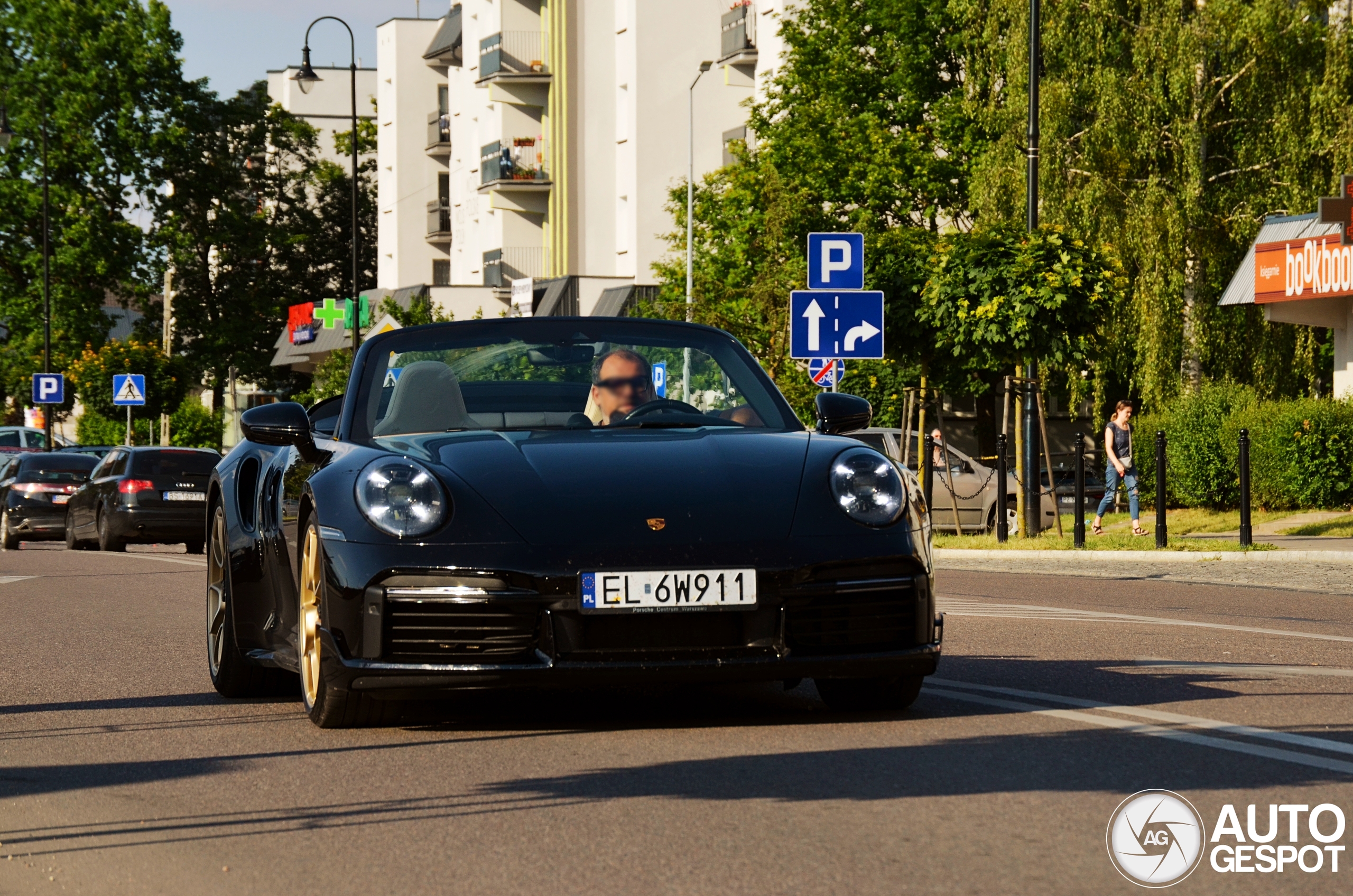 Porsche 992 Turbo S Cabriolet