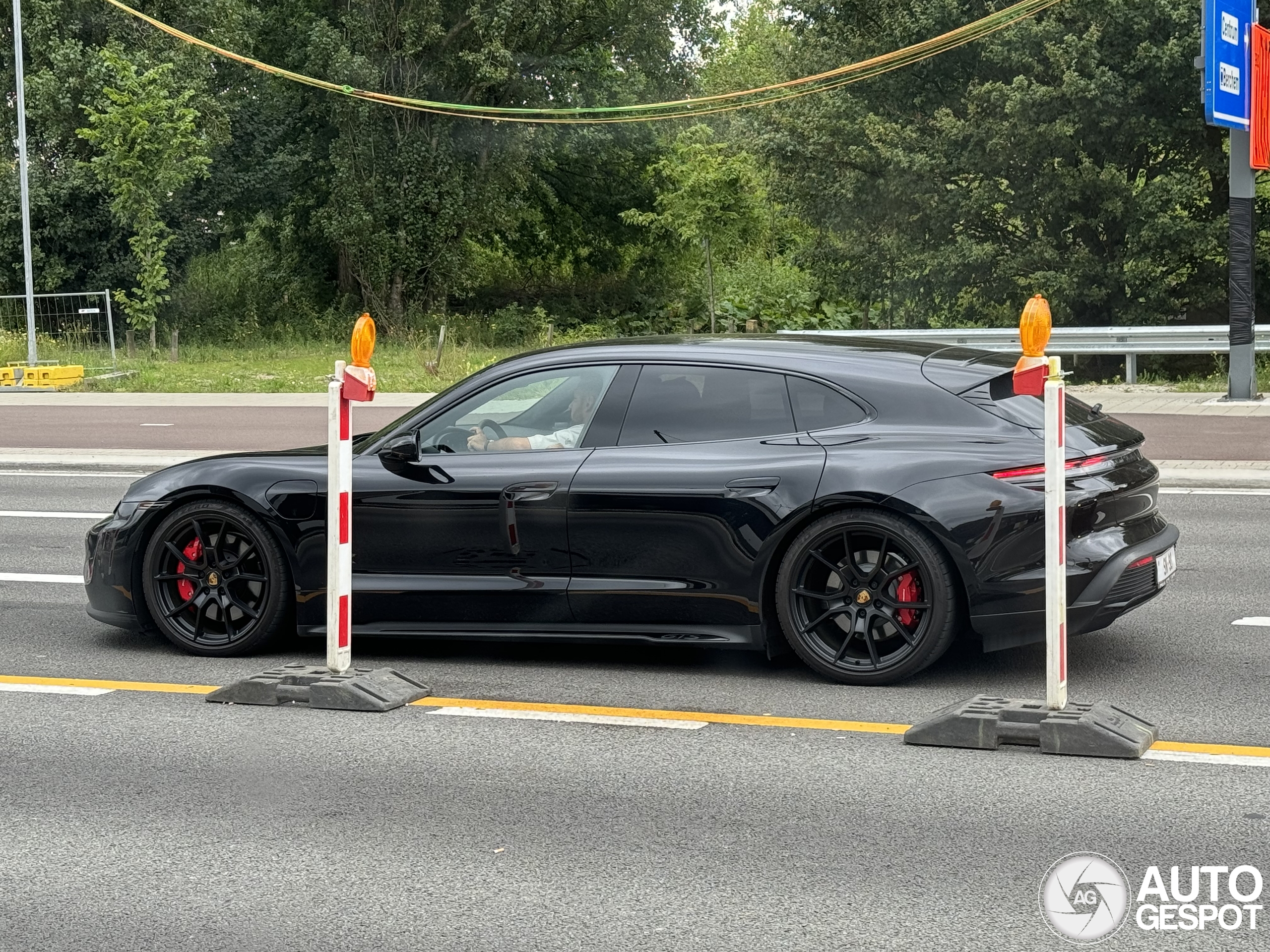 Porsche Taycan GTS Sport Turismo