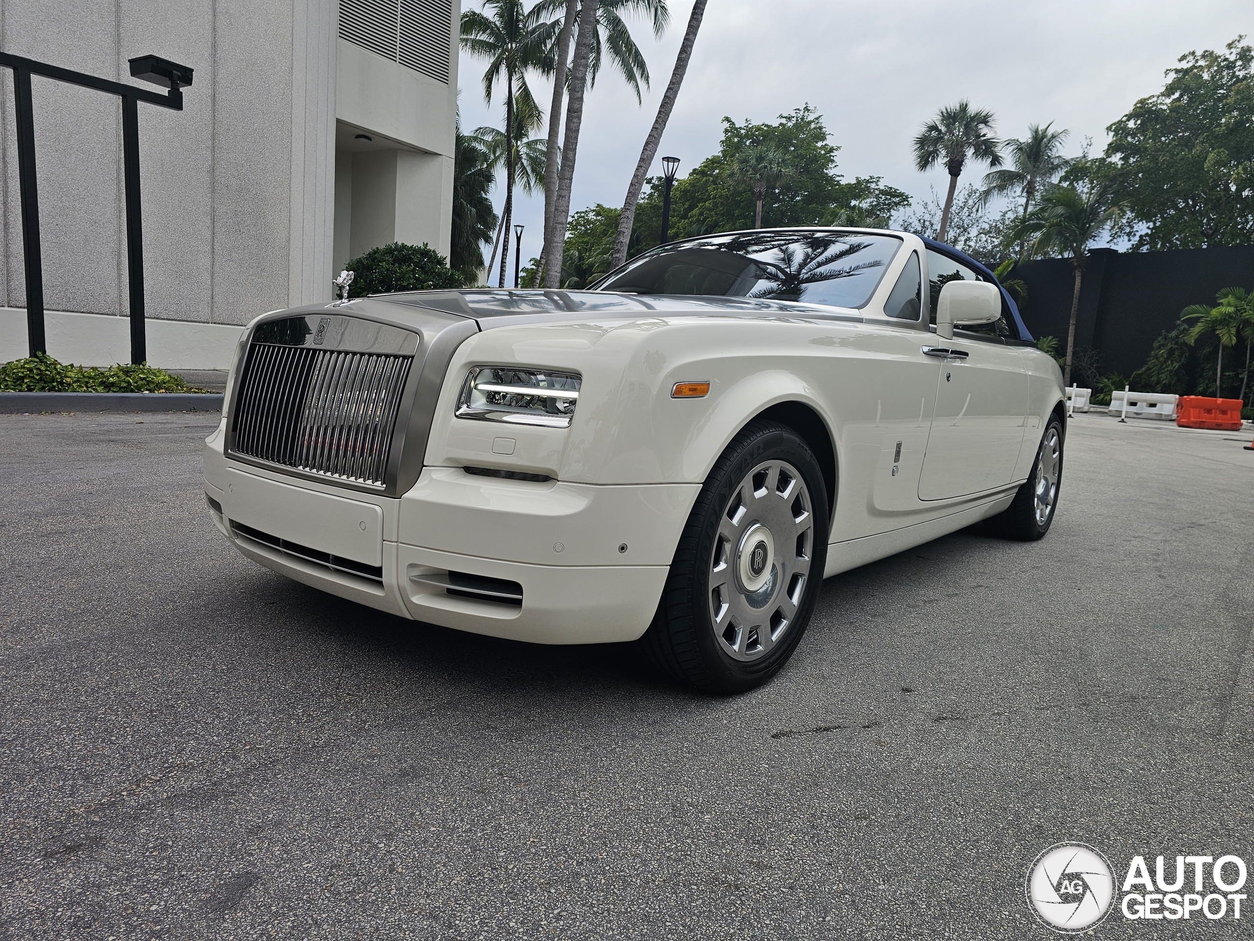 Rolls-Royce Phantom Drophead Coupé Series II