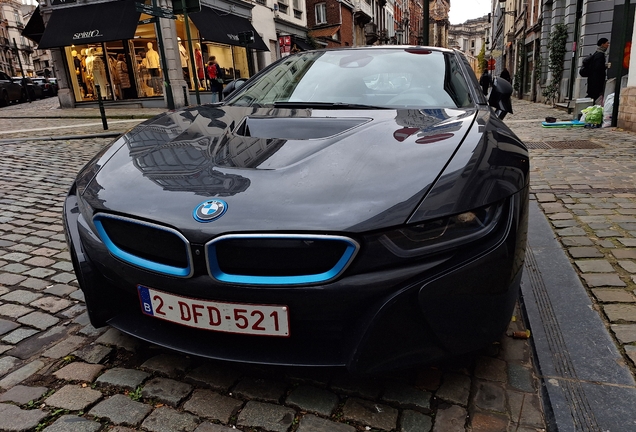 BMW i8