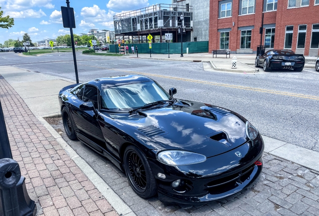 Dodge Viper GTS