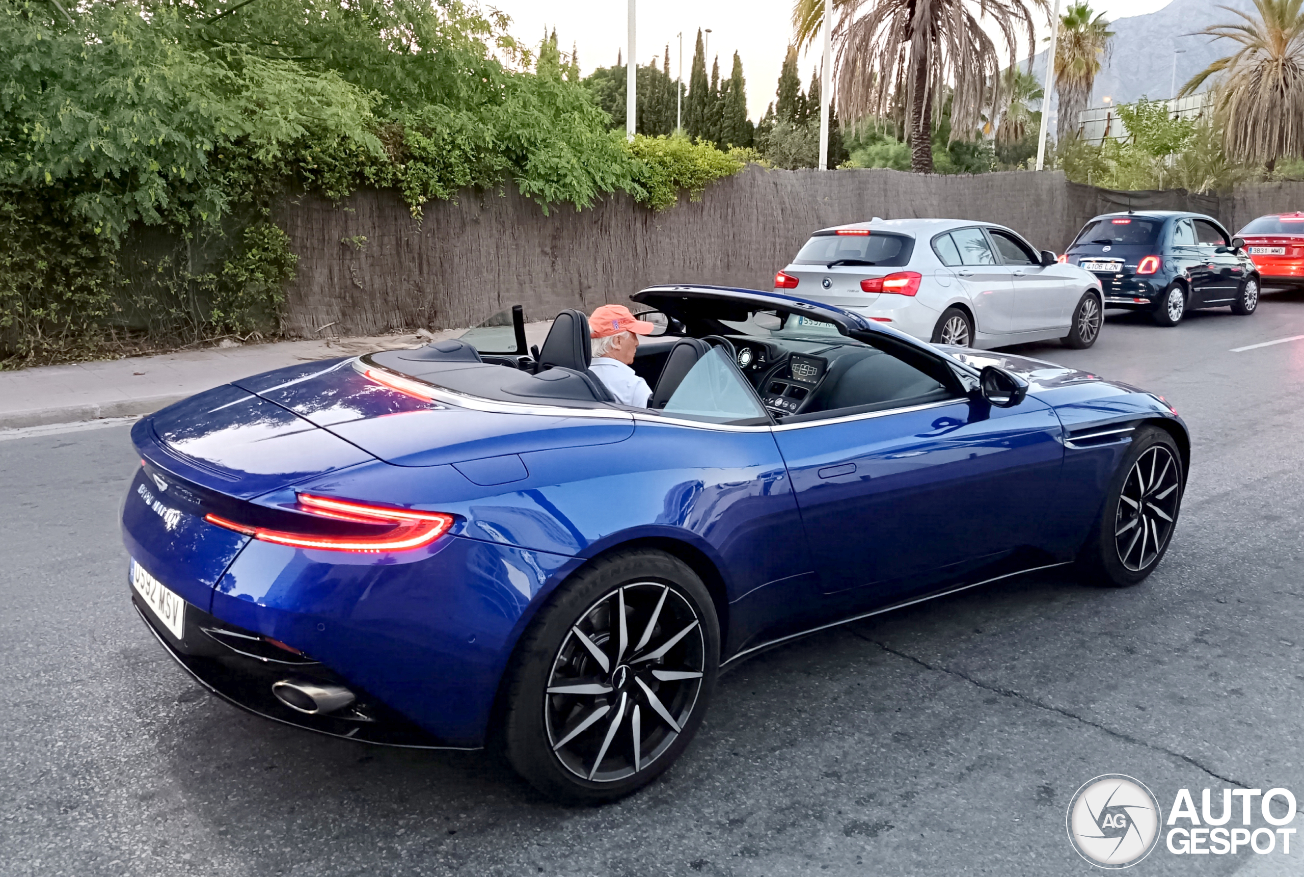 Aston Martin DB11 V8 Volante