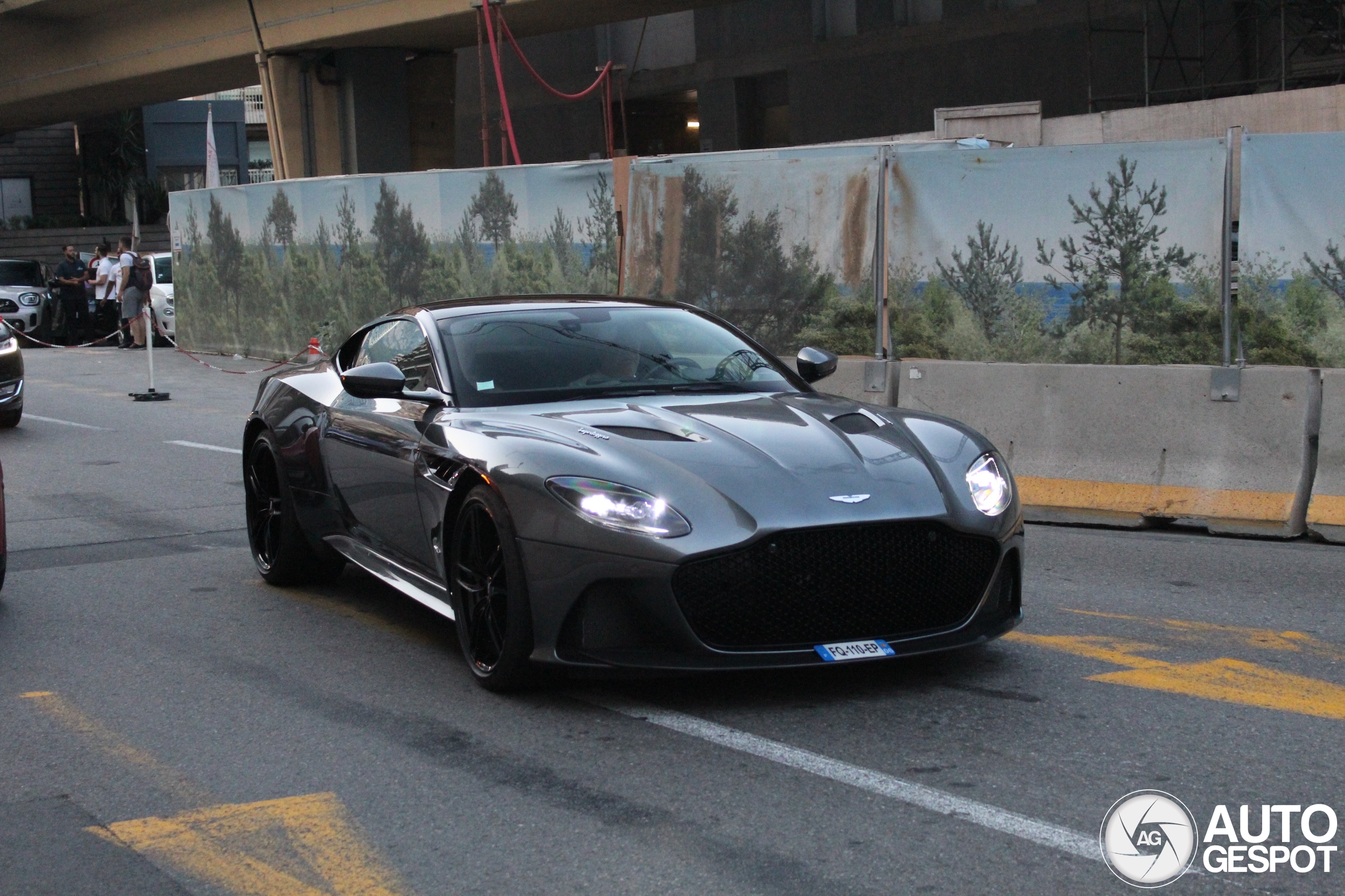 Aston Martin DBS Superleggera