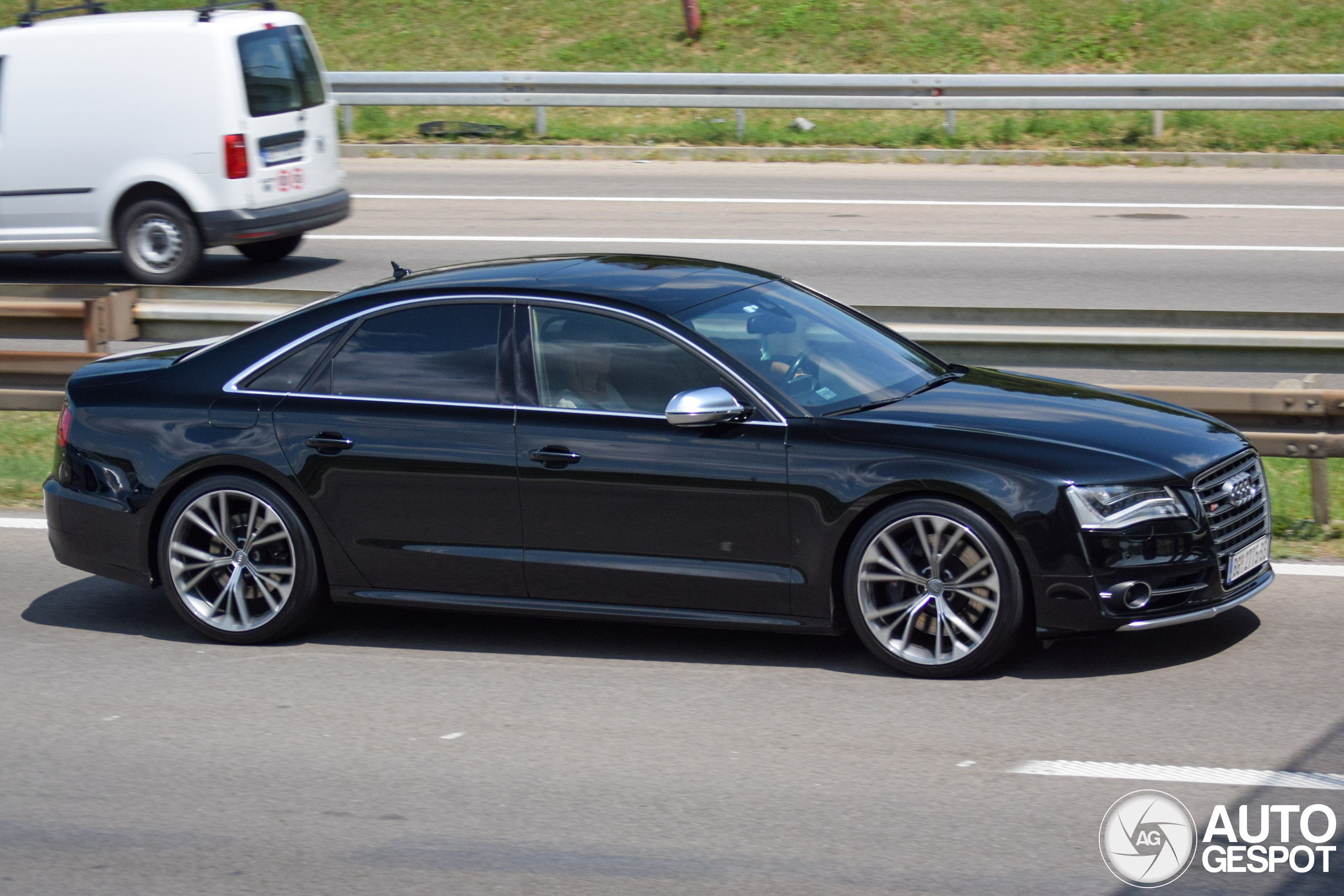 Audi S8 D4