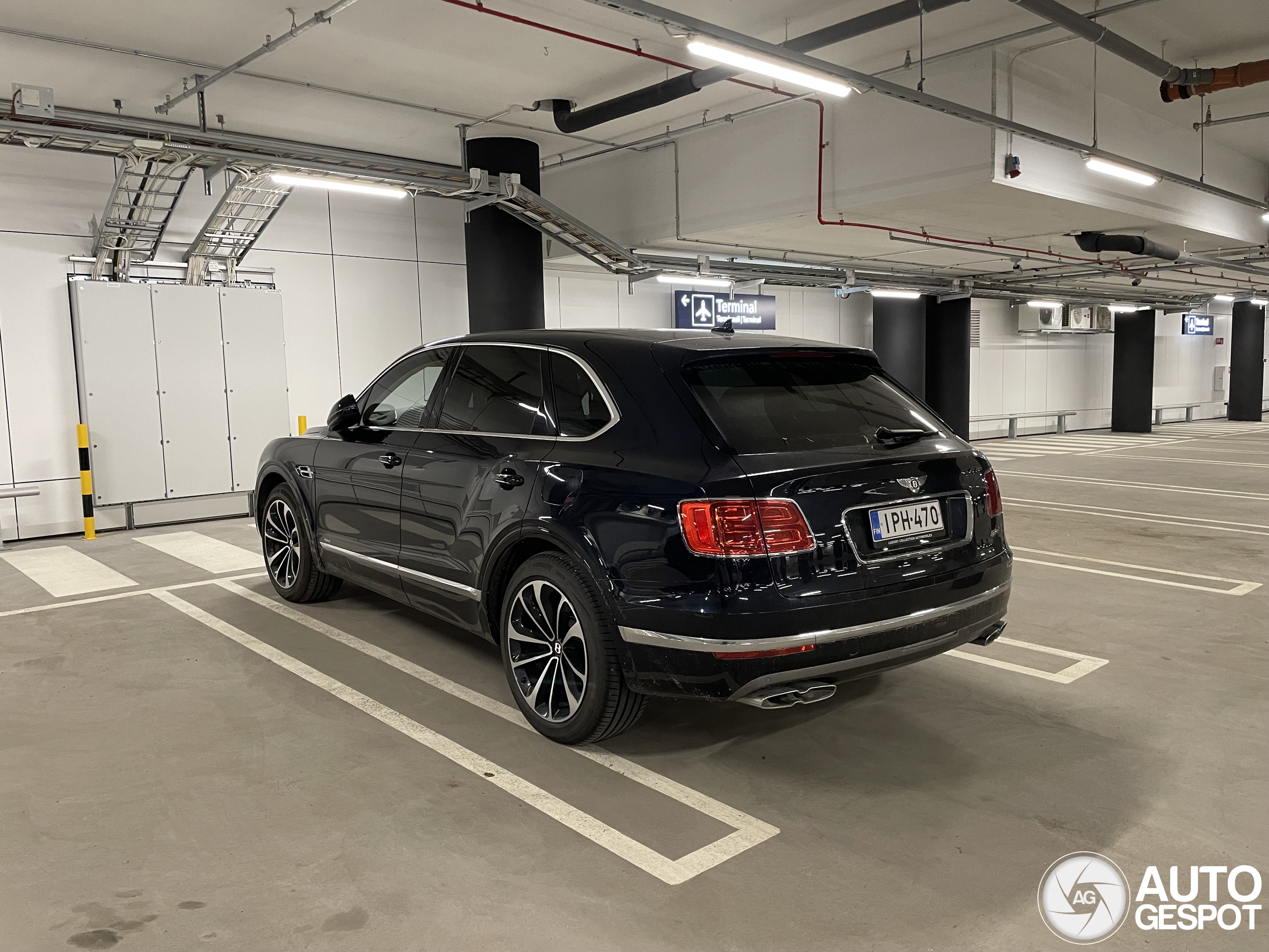 Bentley Bentayga Hybrid