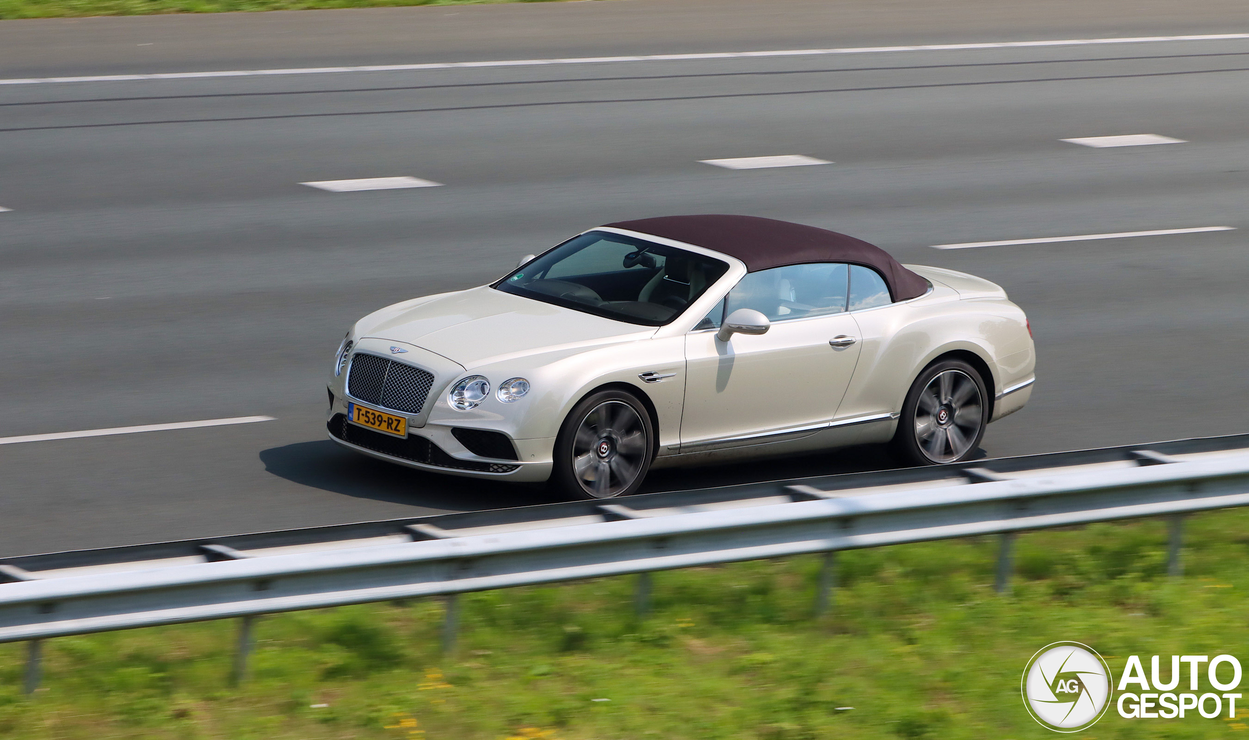 Bentley Continental GTC V8 2016