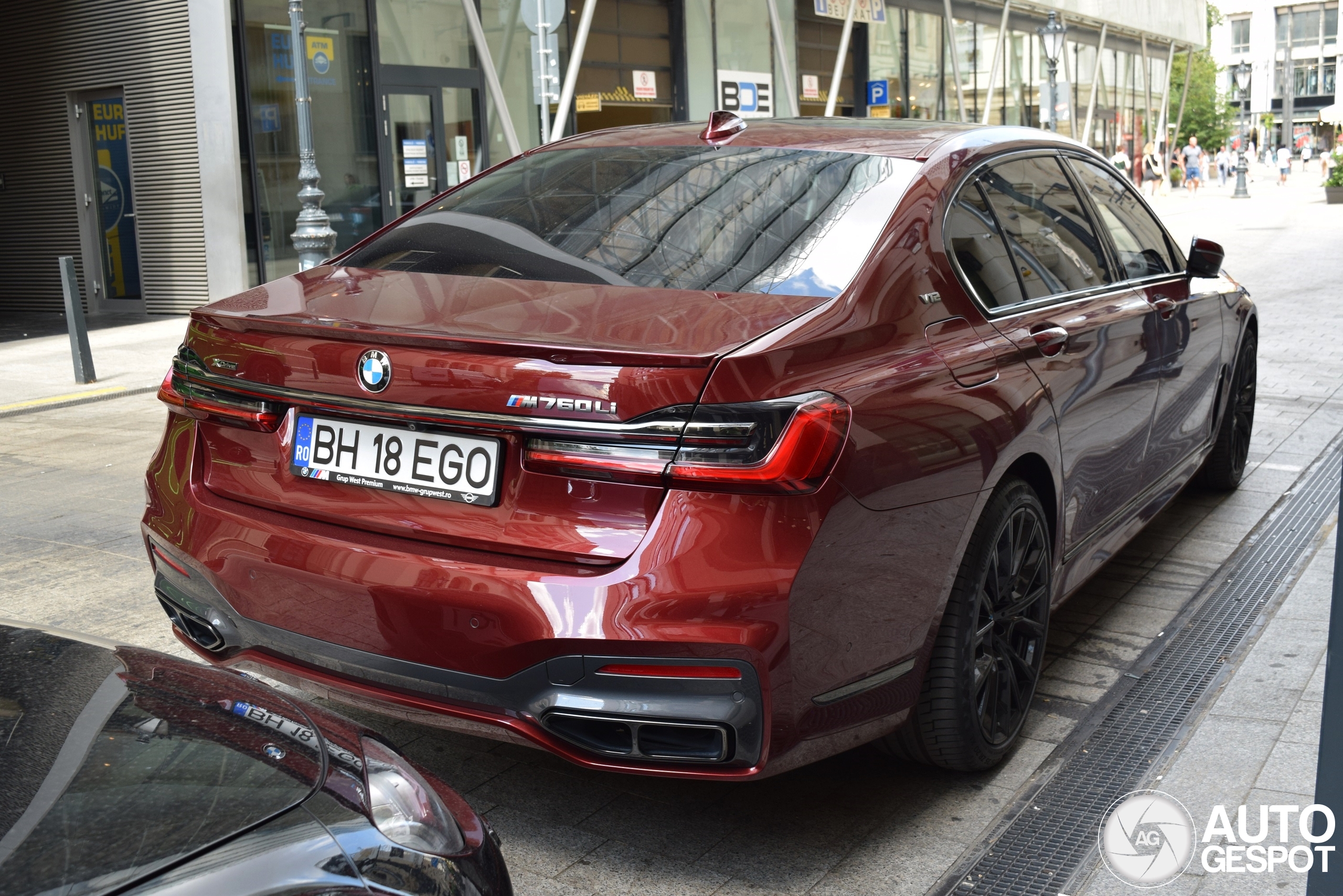 BMW M760Li xDrive 2019