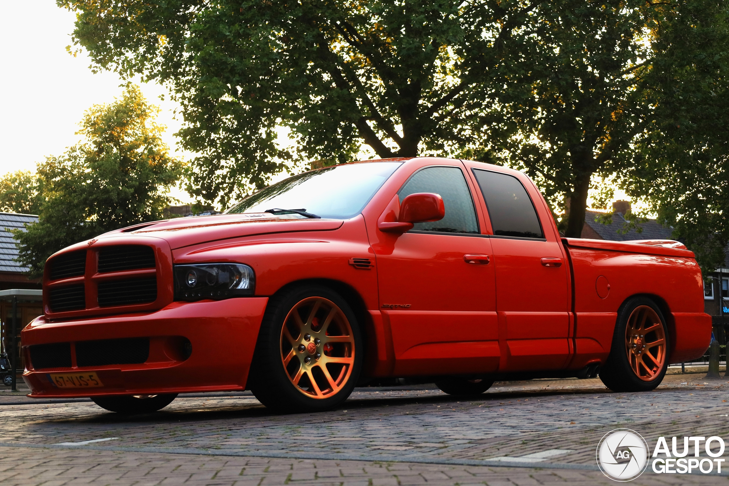 Dodge RAM SRT-10 Quad-Cab