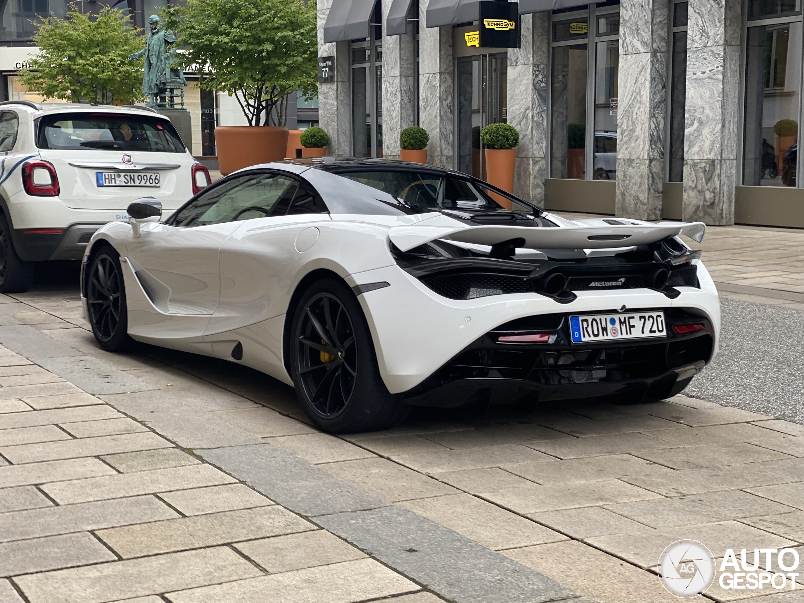 McLaren 720S Spider