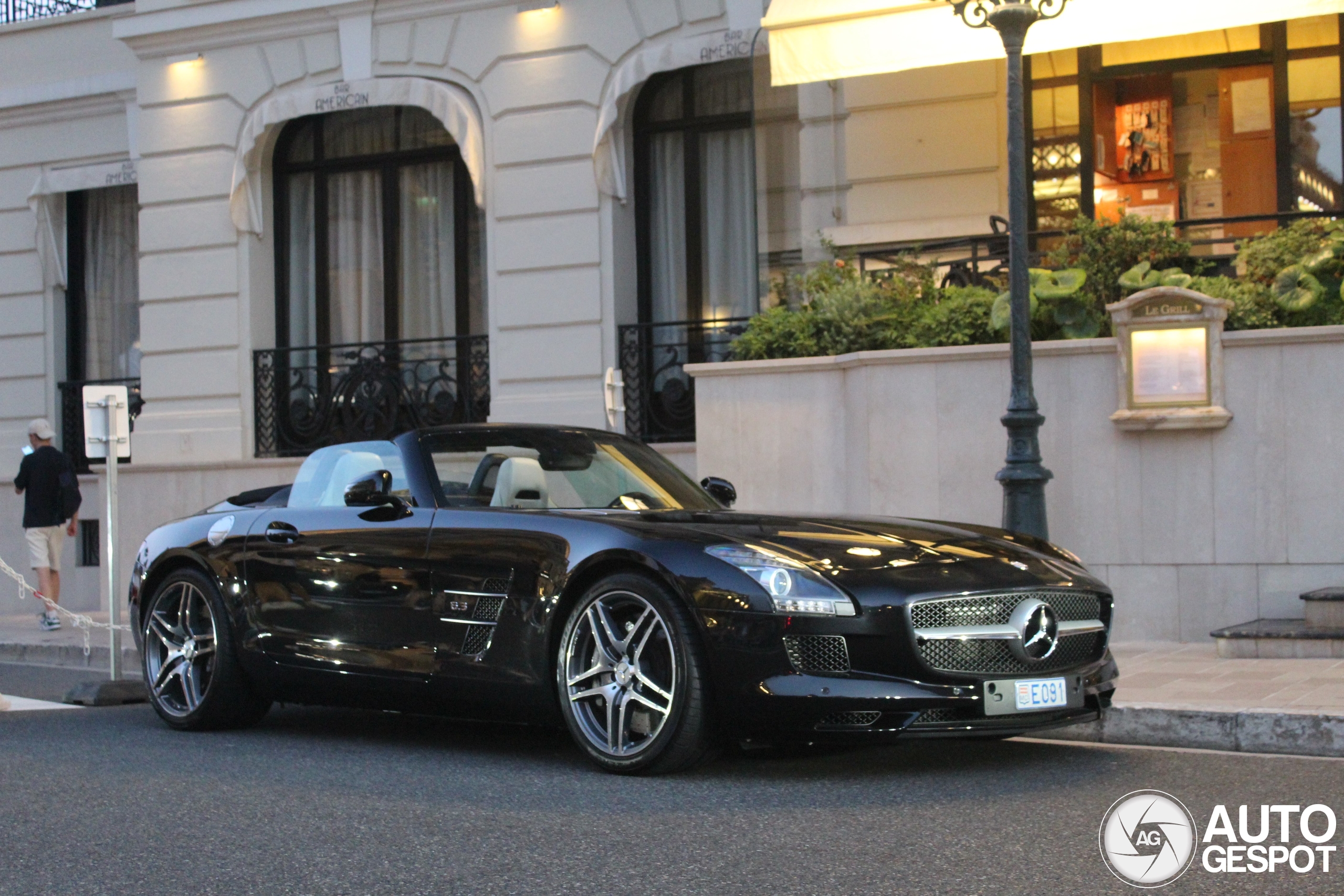 Mercedes-Benz SLS AMG Roadster