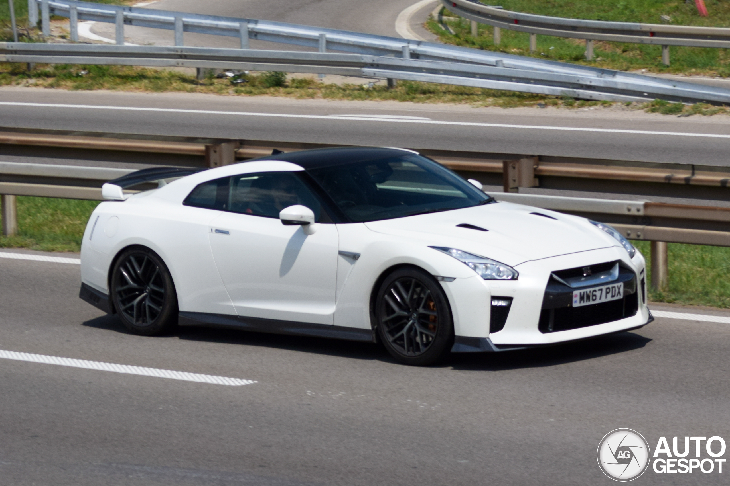 Nissan GT-R 2017